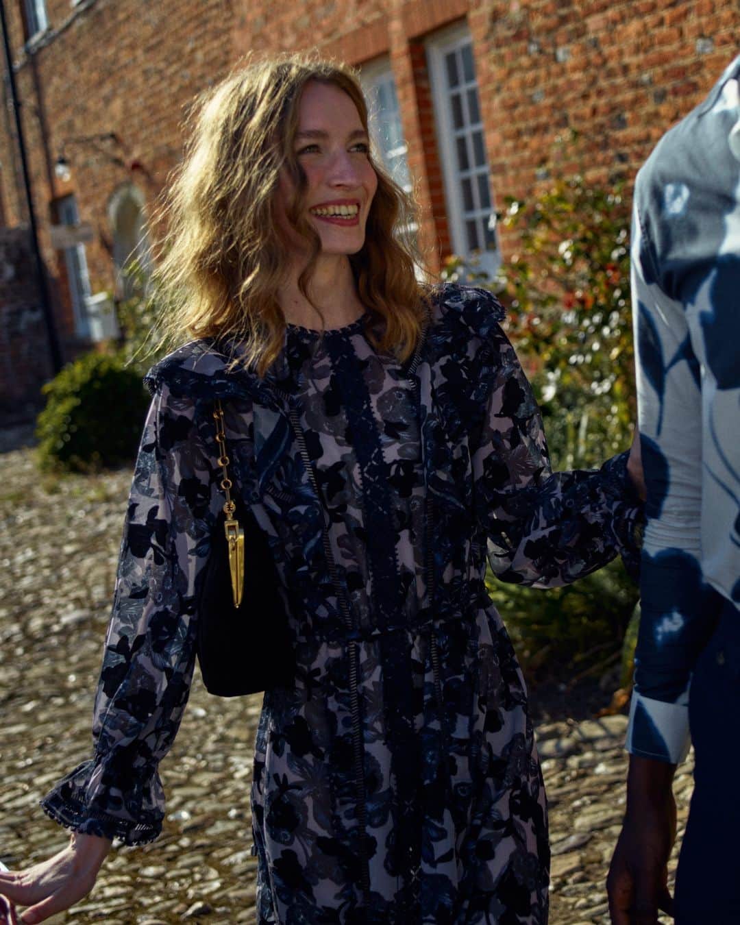 Ted Bakerのインスタグラム：「A floral dress for autumn? Could only be Ted Baker. #TedBaker #AGrandGoodTime」