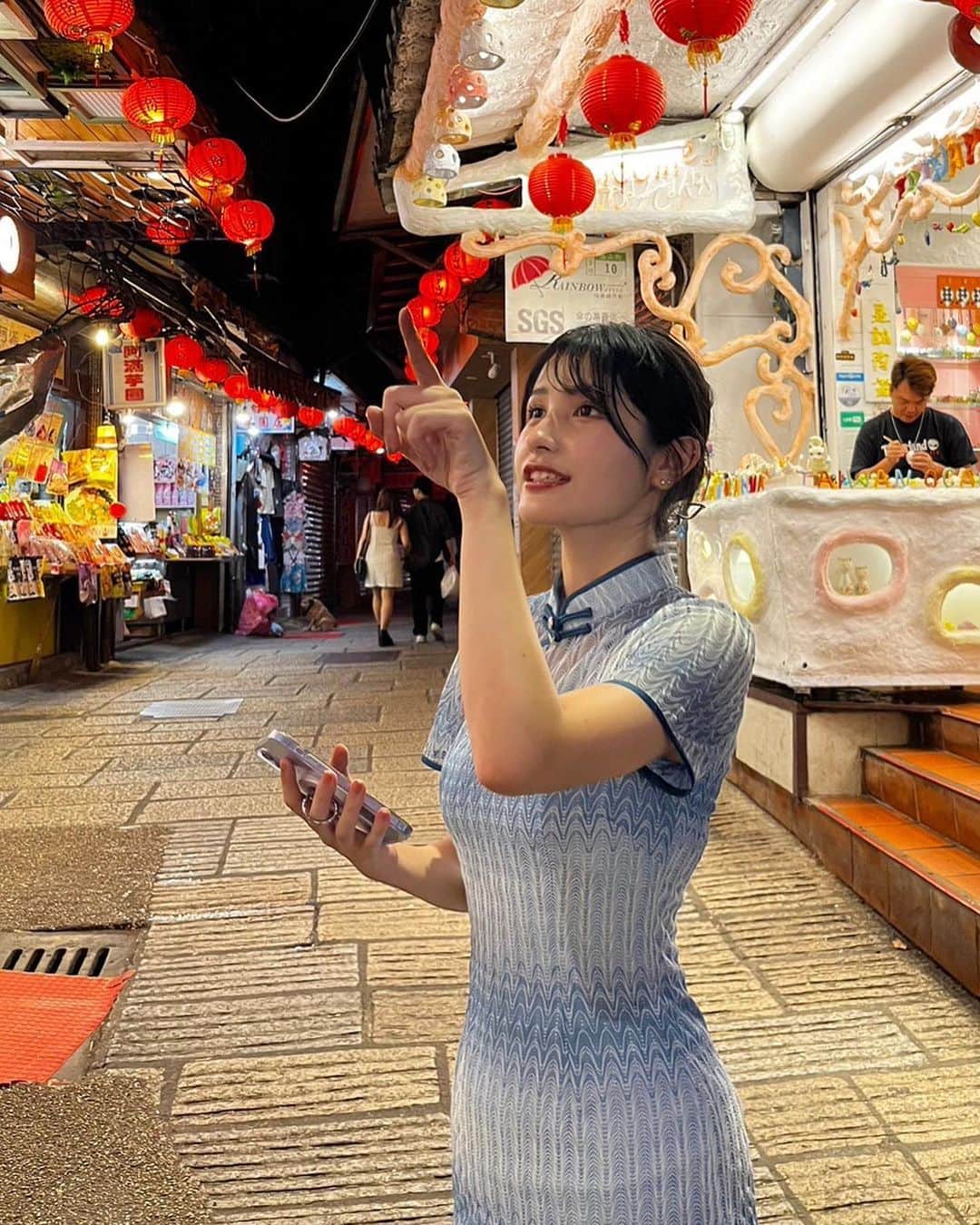池谷実悠のインスタグラム：「九份  #テレ東 #アナウンサー #チャイナ服」