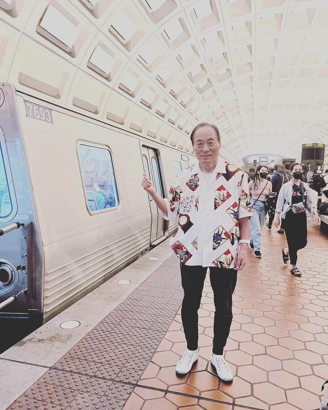 ヨネスケさんのインスタグラム写真 - (ヨネスケInstagram)「ワシントンの地下鉄で、ナショナルズパークへ。」9月22日 23時43分 - yonesuke5656