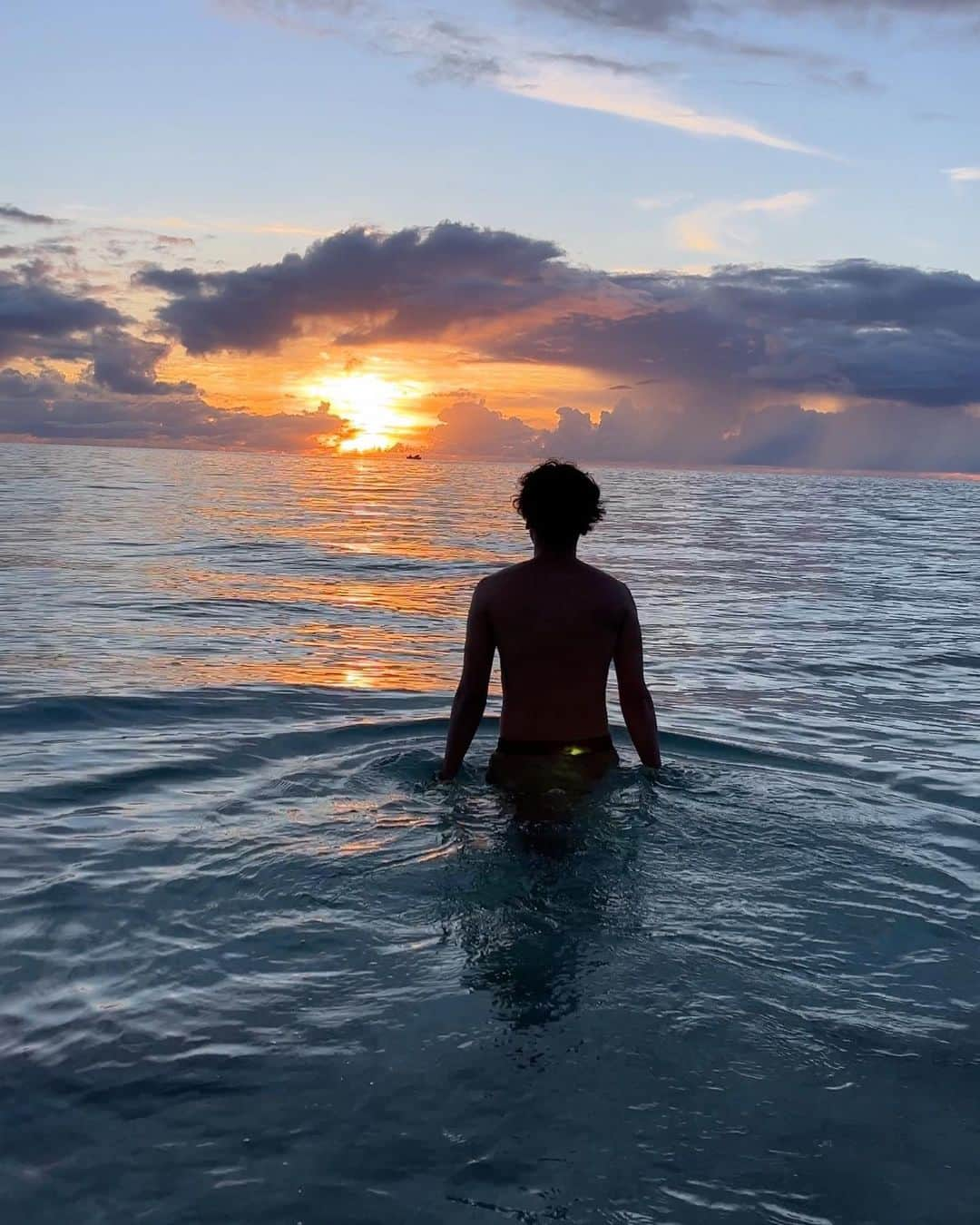 Hikaru Nakamuraさんのインスタグラム写真 - (Hikaru NakamuraInstagram)「この夏めっちゃ日焼けした☀️  #奄美大島 #海#夏#夏休み#シュノーケル#旅#旅行#鹿児島#シュノーケリング#スキンダイビング」9月22日 23時58分 - hikarunosuke