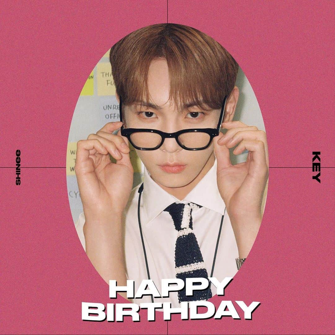 SHINeeのインスタグラム：「230923 #HappyKEYday 🎂👍🏻  #키 #KEY @bumkeyk  #샤이니 #SHINee」