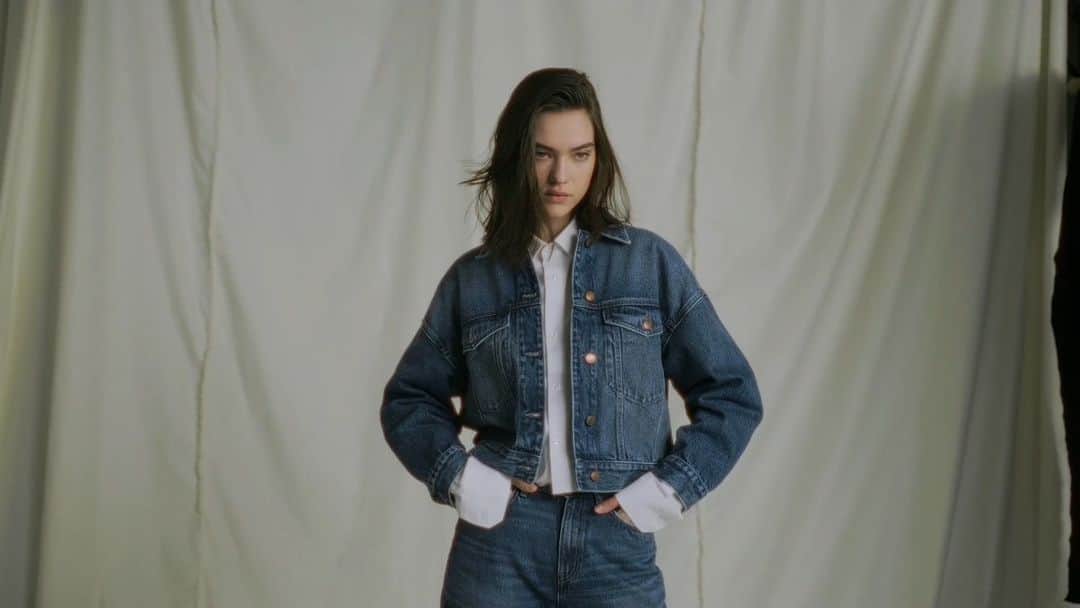 ガスのインスタグラム：「Seamlessly merging Heritage items, urban essentials and varsity influences into a captivating everyday look.  Feel the eclectic vibes of our Fall Winter 2023 collection through the link in bio  #gasjeans #fw23」