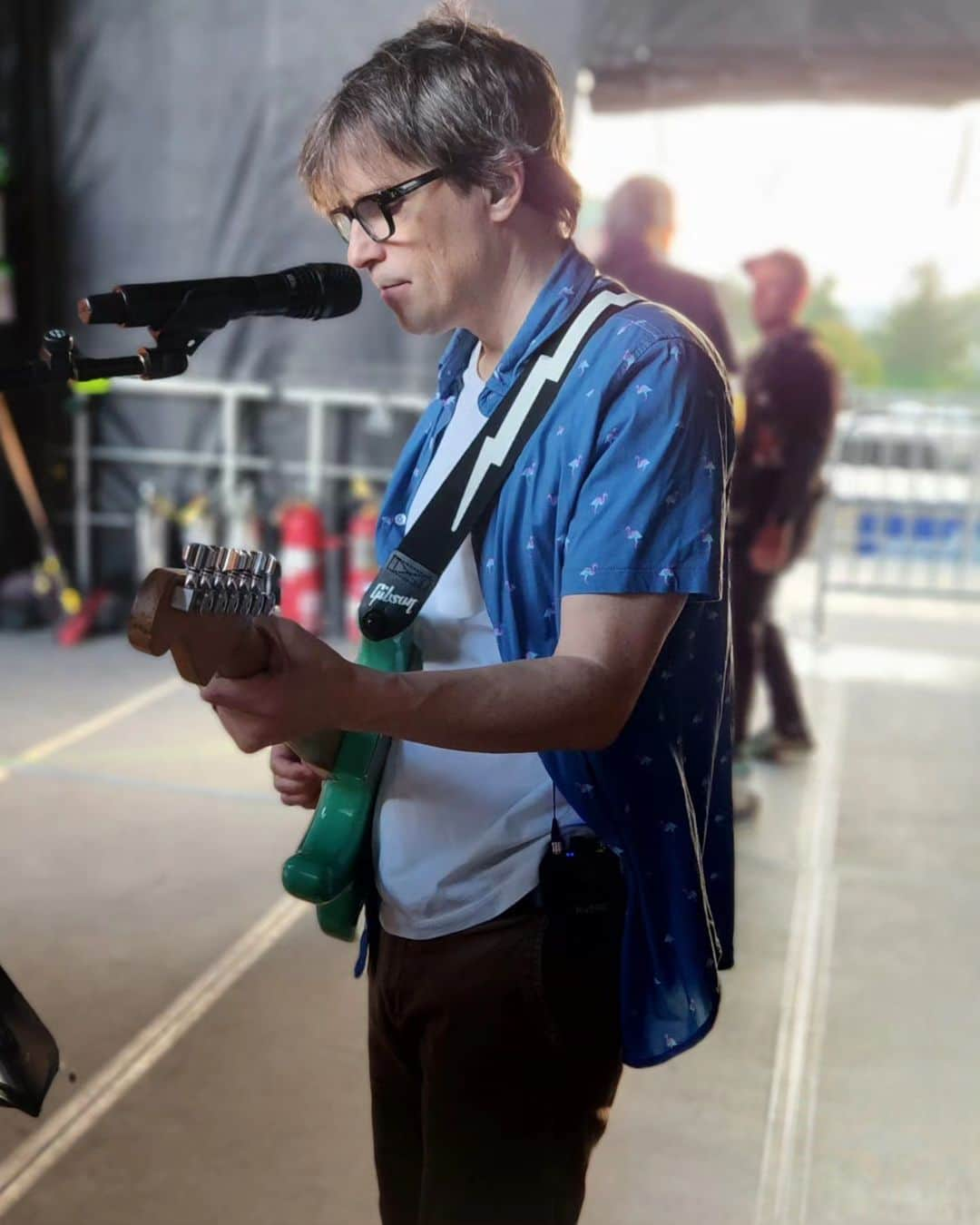 リヴァース・クオモのインスタグラム：「Started our 4th and last U.S. leg of the summer in Asbury Park and ended it yesterday in Louisville.   This year has been incredibly fun. We loved all of the bands we toured with and can't even begin to say how grateful we are to each and every one of you that showed up to rock out with us.   But it ain't quite over yet, is it? 🐨」