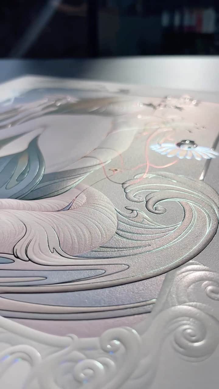 ジェームス・ジーンのインスタグラム：「Chine releases Sept 26 at 8am PT for 24hrs only @jamesjeanstore   Energy courses through the spine like glucose through the stalk of a plant. It sprouts tendrils and flowers that reach for the light. My friend experienced a serious car accident that damaged her back, and through patience and prayer, her body slowly healed itself. Fragile yet strong, the body is a tangle of contradictions. Such is also the contradiction in printmaking: the slicing of sharp blades and the acupressure of metal dies into the soft cotton rag paper. The paper, like skin, absorbs the ink into its fibers, staining the cellulose with pigments from the earth. Chine features a dimensional and intricate framing element that is carefully integrated into the sculpted image, transforming the print edition into a new work evolved from the original painting.」