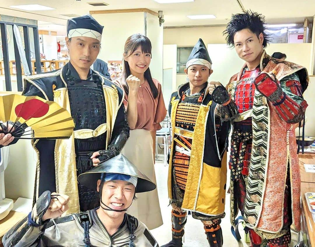 KHBアナウンス部のインスタグラム：「今日の中継は「名古屋おもてなし武将隊」が登場！ 今週末は藤崎百貨店で会えるそうですよ〜🛡️  そして、かわいい武将さんも発見👀 なんと！！ 新名古屋名物「 #ぴよりん 」の仙台バージョン🐥 ずんだが入っているそうです☺️  こちらは今日と明日(23日)数量限定販売です！🥺  「歴史で辿るお国自慢物語ー東海・北陸・信越編ー」  ▶︎藤崎本館7階催事場 ▶︎10月3日まで  #仙台イベント #愛知 #名古屋 #武将」