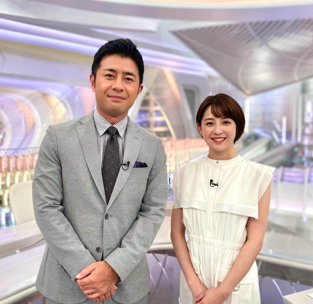 フジテレビ「プライムニュース イブニング」さんのインスタグラム写真 - (フジテレビ「プライムニュース イブニング」Instagram)「#イット ！放送中です  ●#iPhone 発売日に警察出動トラブル ●カギなし #段ボール授乳室 に賛否… ●#ガーシー被告　保釈金３０００万円のナゾ ●外国人が母国に自慢したい #日本のオススメ ！ 絶景＆文化…人気そばに夢中も“意外な悩み”が  #榎並大二郎 @enami_daijiro #宮司愛海 @manami_miyaji   #木村拓也 @takuya.kimura0801  #遠藤玲子 @reiko.endo_0429   #齋藤孝   #ガチャピン @gachapin_official #勝野健 @ken.katsuno   #小山内鈴奈 @reina_osanai #フジテレビ #アナウンサー 公式HP：https://www.fujitv.co.jp/livenews_it/ FNNプライムオンライン：https://www.fnn.jp/」9月22日 15時54分 - livenews_it