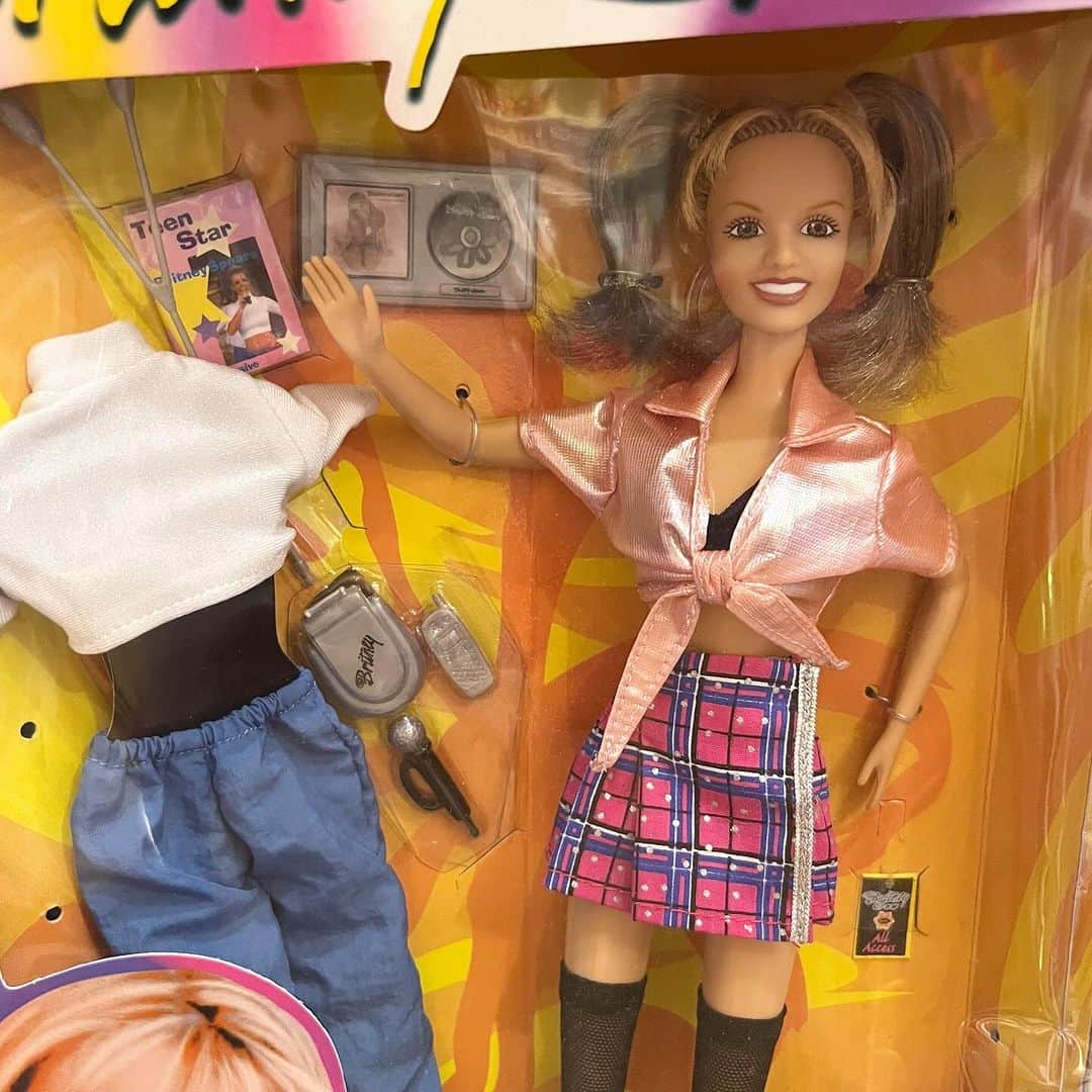 おもちゃやSPIRALさんのインスタグラム写真 - (おもちゃやSPIRALInstagram)「1999 Britney Spiars Doll入荷しました✨  最高です！笑」9月22日 16時14分 - spiral_toy