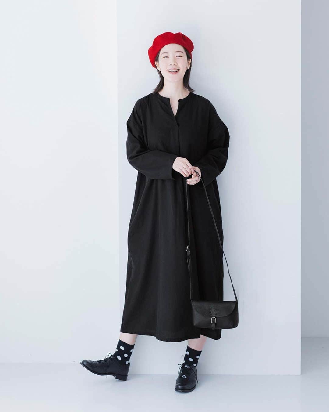 ナチュランさんのインスタグラム写真 - (ナチュランInstagram)「【 Lintu Laulu 】数量限定で今年も登場！ 旬のモノトーンコーデが完成する秋の着まわし福袋 ・  昨年、大人気だったLintu Lauluの福袋が再入荷しました。 しかも、今年はワンピースが1点加わり、 さらに着まわし力アップでお得に！  シックで大人っぽいモノトーンで揃えた 旬のアイテムを詰め込んだセットです。  数量限定になりますので、ぜひお早めに！  ----------------------------- 　Lintu Laulu -----------------------------  ■4+1点￥44000相当　Lintu Laulu　秋冬コーディネートセット ￥12,800 [ 注文番号：CLT-2A71-9022-A ]  -----------------------------  ▶️商品詳細やお買い物は写真のタグをタップ またはプロフィール（@natulan_official）から 「ナチュラン」のサイトにアクセスして 注文番号や商品名を検索してみてくださいね。  #lifewear #fashion #natulan #今日のコーデ #コーディネート #ファッション #ナチュラル #ナチュラン #日々の暮らし #暮らしを楽しむ #シンプルライフ #シンプルコーデ #大人女子 #大人カジュアルコーデ #福袋 #コーデセット #ワンピース #パンツ #ジャケット #プルオーバー #秋コーデ #リントゥラウル #LintuLaulu #natulan_official.」9月22日 16時47分 - natulan_official