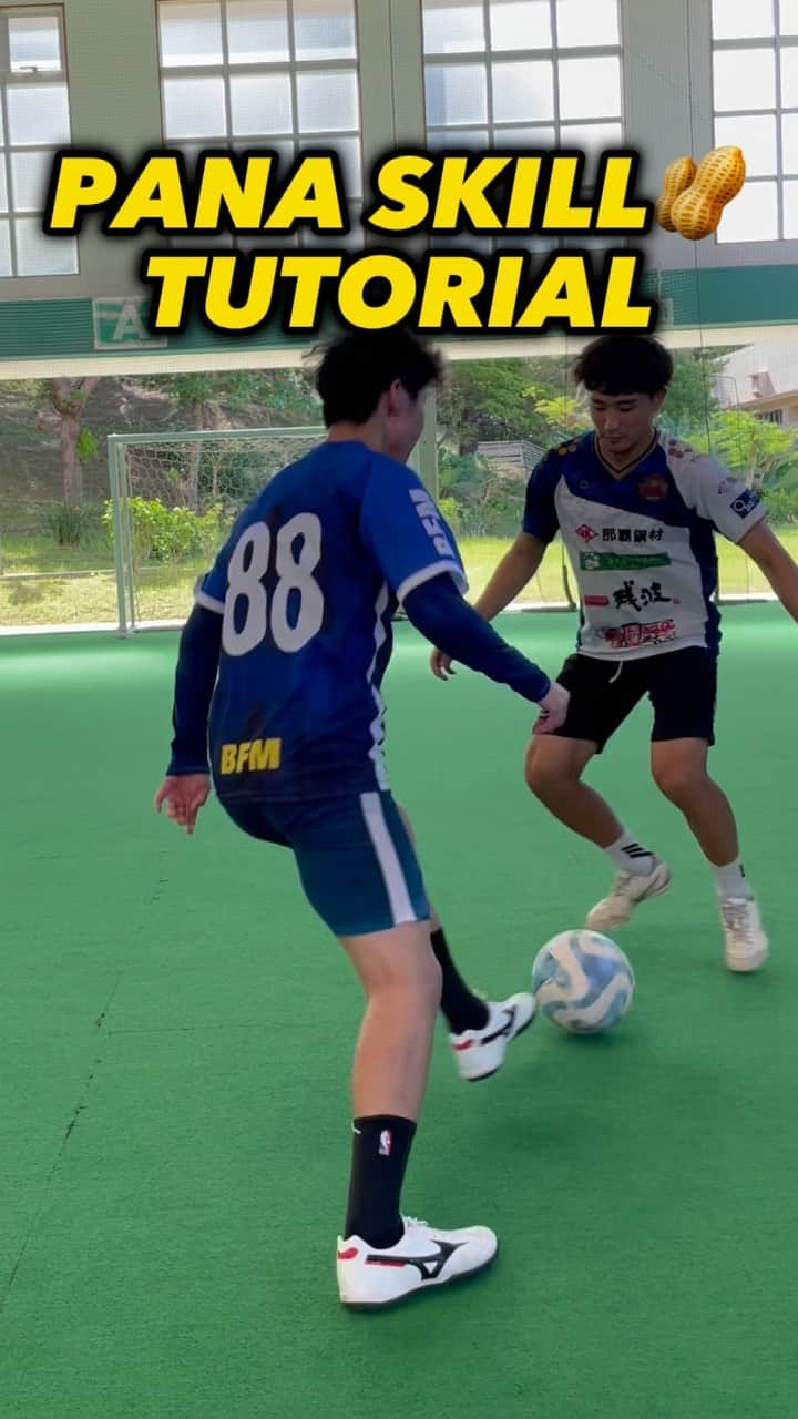 たまこうのインスタグラム：「@tamakou0908  Can it be used in a match⁉️  Follow me👇👇  @tamakou0908   #soccer#football#footballskill #soccerskills #footballplayer #soccerplayer」