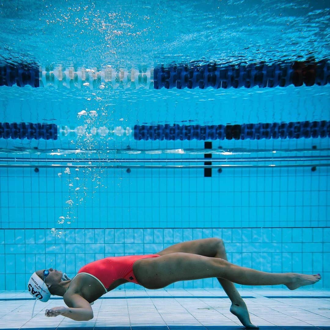 JOLYN Swimwearのインスタグラム：「Silence 🤫 ⚡ // #jolynaustralia」