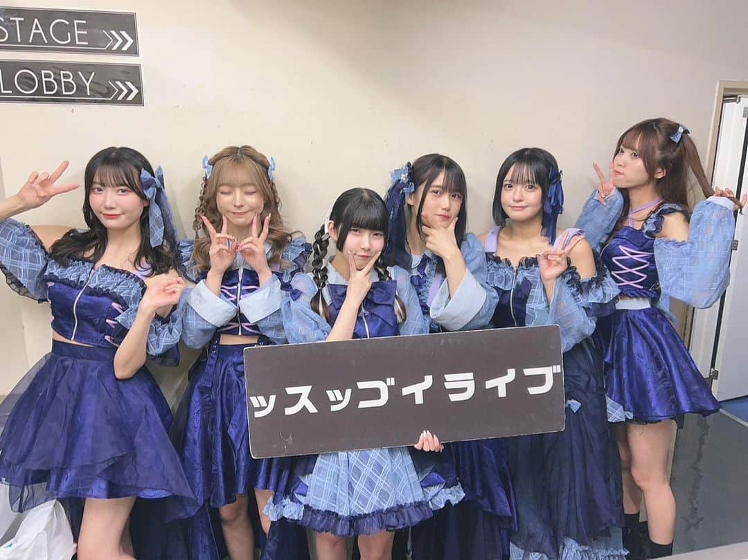 月に足跡を残した6人の少女達は一体何を見たのか…のインスタグラム：「昨日は新宿BLAZE ありがとうございました！🌙」