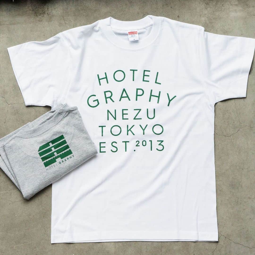 hotelgraphynezuのインスタグラム：「Our original opening T-shirt was unavailable for a while but as many of you guys wanted it to be back on sale, we finally have it  in stock again ! ⁠ Come and pick up your brand new HOTEL GRAPHY NEZU original t-shirt!⁠ ⁠ Exist in Grey and White color⁠ S,M,L size available ⁠ Selling price : 3000yen⁠ -----------⁠ ⁠ しばらくの間、オリジナルオープニングTシャツが欠品しておりましたが、皆様からの再販希望のお声が多く、ついに再入荷しました！⁠ ホテルグラフィー根津のオリジナルtシャツはいかがですか？⁠ ⁠ ・グレーと白色のS,M,Lサイズのご用意があります。⁠ ・販売価格：3000円⁠ ⁠ ⁠ ⁠ ⁠ ⁠ ⁠ .⁠ .⁠ .⁠ ⁠ ⁠ #explorelively #hotelgraphynezu #lifestylehotel ⁠ ⁠ #originalgoods #originaltshirt #openingtshirt #souvenir #gift #instagoods #hotelgift #オリジナル商品 #デザイン#コーディ #限定 #ライフスタイルショップ #ライフスタイル #ストリートスタイル #今日のコーデ#coordinate #ライフスタイルデザイン #通販 #販売中 #オリジナル#オリジナルtシャツ #オリジナルグッズ #グッズ」