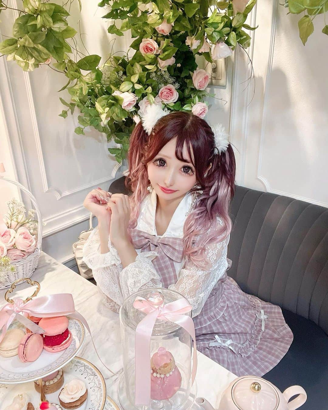 のインスタグラム：「アフヌンだいすき🫶 スイーツも紅茶も だいすき！！！ いつも1人でかぶがぶ 紅茶飲んでる🤭💕💕笑  この日のお洋服は ぷりめろちゃん🎀 (@marsofficialjapan )  #プリメロ #プリメロコーデ #marscoordinate #mars #PrincessMelody #LiLimPark #マーズ #マーズコーデ #ガーリーコーデ #地雷コーデ #量産型コーデ #地雷系女子 #地雷女 #地雷系 #量産型オタク #量産型 #量産型女子 #ガーリー #リボン」