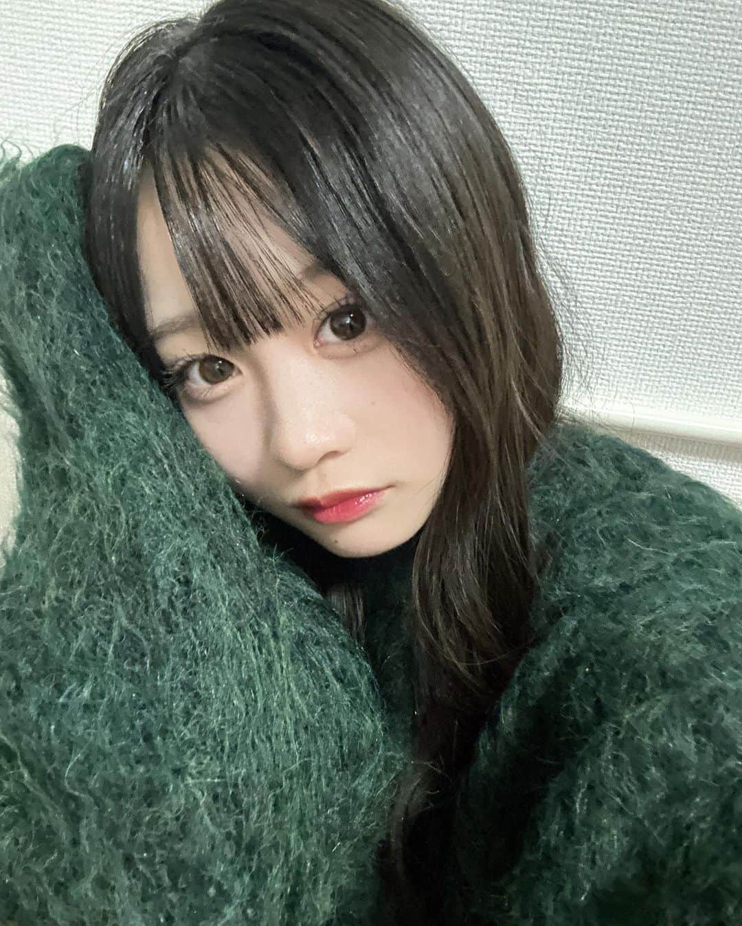 のインスタグラム：「はやく長袖きて外でたい😔  #WEGO #ウィゴー #WEGOコーデ」