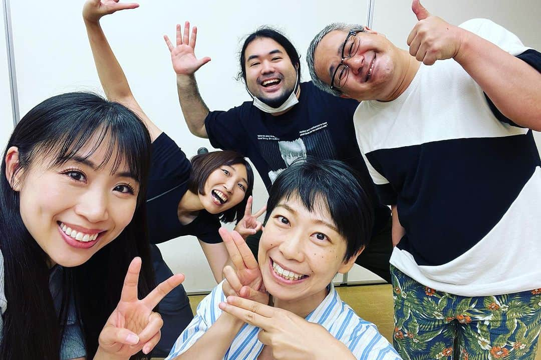 水谷千尋さんのインスタグラム写真 - (水谷千尋Instagram)「今日も稽古🥳🌈💓  やっぱりゴブさんの現場って楽しいなぁぁ☺️❤️  いつも素敵なビジュアル撮影してくださるうたさん🎵 ありがとうございます！✨  #花は咲かす #演劇 #下北沢 #女優  #お芝居 #演劇好きな人と繋がりたい」9月22日 18時15分 - chippy_0804