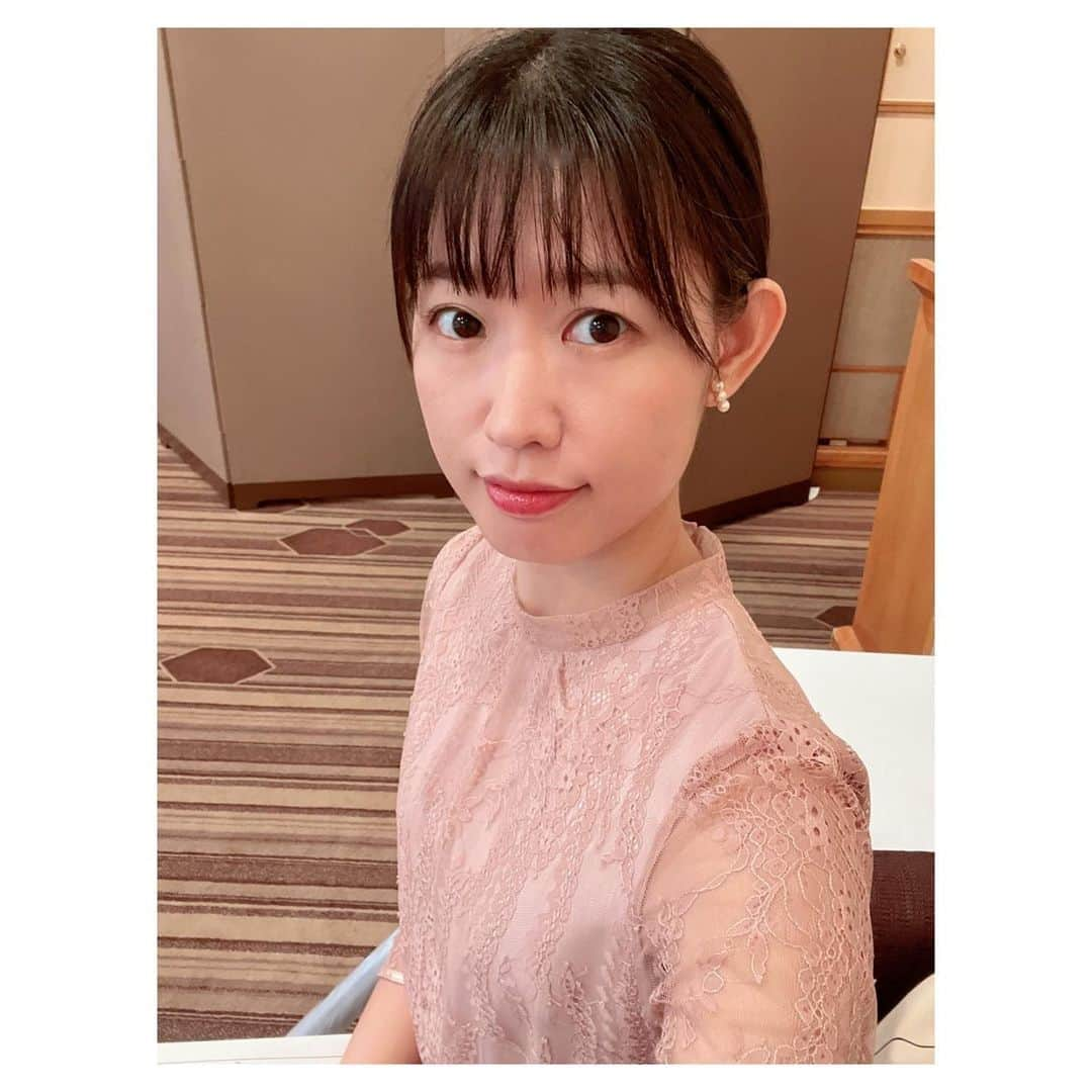 一木千洋さんのインスタグラム写真 - (一木千洋Instagram)「司会のお仕事🎤  お友達の会社のパーティーの司会をしました✨ アメリカのナンタケット島で伝承されているナンタケットバスケットを作ったり、その文化の継承をしている「日本ナンタケットバスケット協会」  パワフルで素敵な女性ばかりでこんなふうに素敵に歳をとっていきたいなって憧れちゃいました！  帝国ホテルに店舗があるので、気になった方はぜひのぞいてみてね🫶」9月22日 18時32分 - ikkichihiro