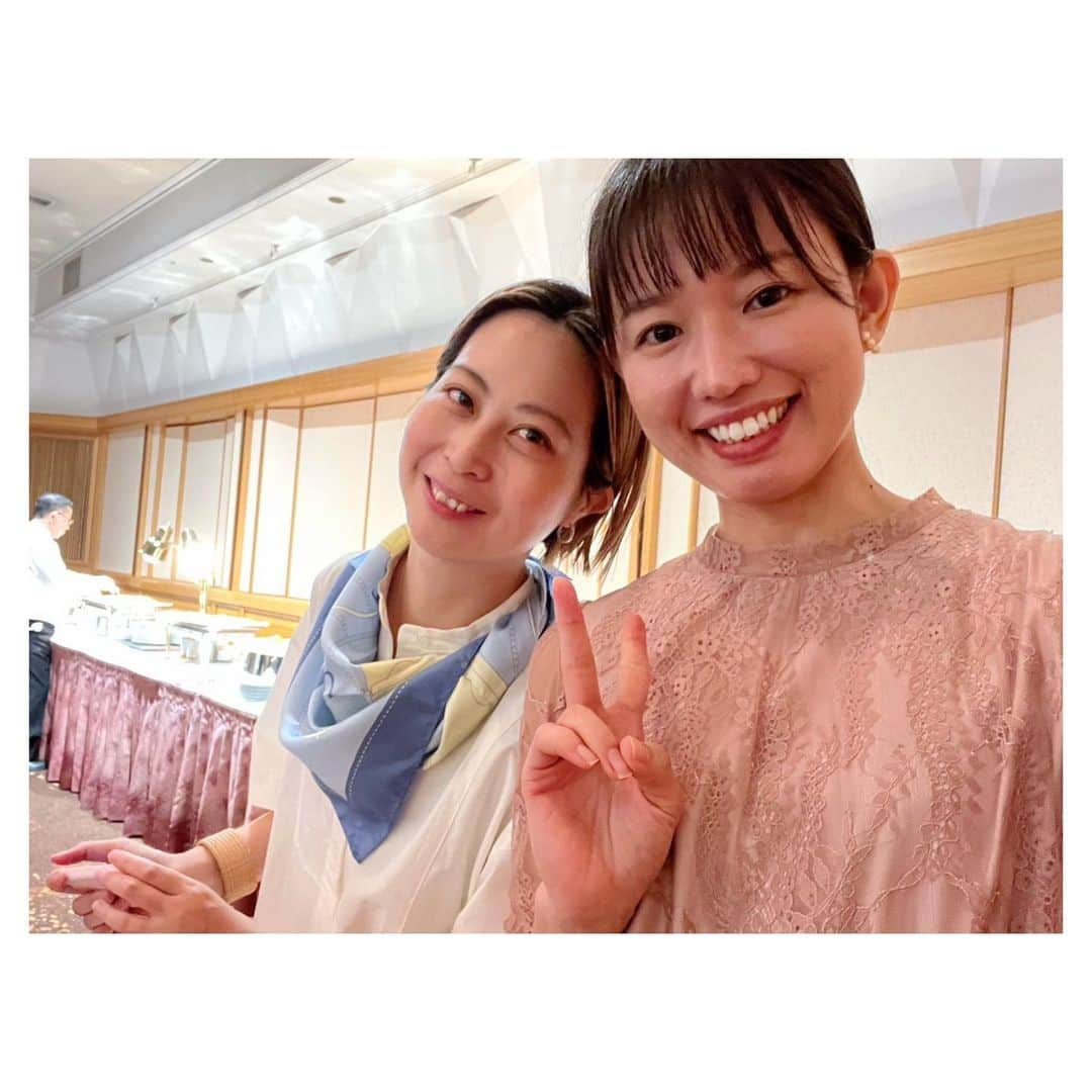 一木千洋さんのインスタグラム写真 - (一木千洋Instagram)「司会のお仕事🎤  お友達の会社のパーティーの司会をしました✨ アメリカのナンタケット島で伝承されているナンタケットバスケットを作ったり、その文化の継承をしている「日本ナンタケットバスケット協会」  パワフルで素敵な女性ばかりでこんなふうに素敵に歳をとっていきたいなって憧れちゃいました！  帝国ホテルに店舗があるので、気になった方はぜひのぞいてみてね🫶」9月22日 18時32分 - ikkichihiro