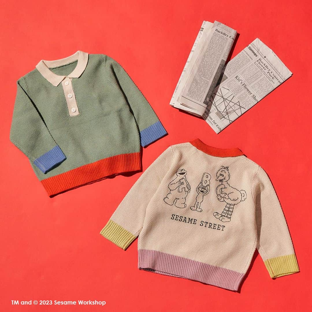 エフオーオンラインストア 子供服さんのインスタグラム写真 - (エフオーオンラインストア 子供服Instagram)「【apres les cours  セサミストリート 】WEB限定商品が登場⭐ ＜9/27(水) お昼12：00～販売スタート！＞  WEB限定の『セサミストリート』アイテムがついに登場♪ カラフルでポップなアイテムなのでとっても元気なイメージに✨  エルモやクッキーモンスターになりきれる パーカーやボディースーツはとってもかわいく テーマパークのおでかけなどにも着たくなっちゃいます♪  きょうだいおそろいコーデで可愛さ倍増です♡  帽子や靴下など雑貨と合わせて 秋のおでかけを楽しんでください♪  ======================= 商品詳細や価格は ショッピングタグからご覧いただけます★ =======================  #セサミストリート #エルモ #クッキーモンスター  #foonline #apreslescours #アプレレクール #子供服 #こどもふく #ベビー服 #キッズ服 #キッズコーデ #女の子コーデ #おしゃれキッズ #おしゃれキッズと繋がりたい #リンクコーデ #キッズ秋コーデ #キッズ秋服」9月22日 18時32分 - foonline