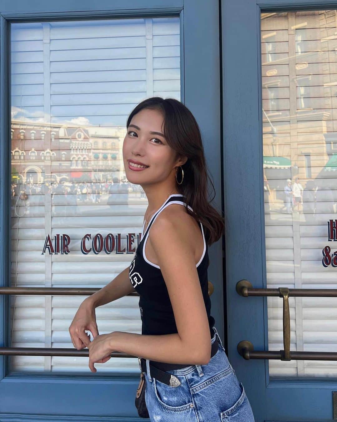 澤井玲未のインスタグラム：「今日で26歳になりました！🎂 . DMなどでお祝いメッセージありがとうございます🙇‍♀️(返信できず、コチラでお礼を失礼します！) . 挑戦をする事が多い1年間でしたが、どれも自身の成長になっている事ばかりで充実した年になりました🥰 . これからもマイペース更新になりますが、宜しくお願いします🦋 . #mybirthday  #922」