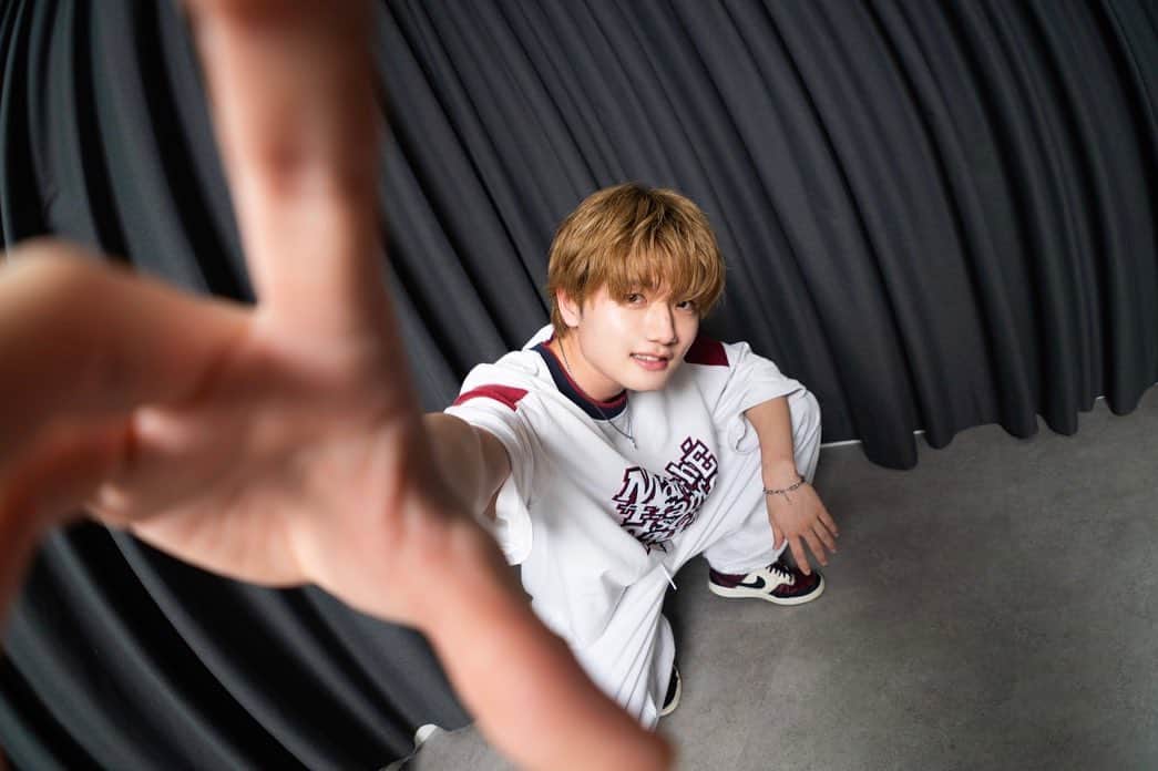 のインスタグラム：「BOYS FILEvol.13 DANCE に登場させてもろてます。 ぜひっ🪩 9/29発売ですっ🔥」