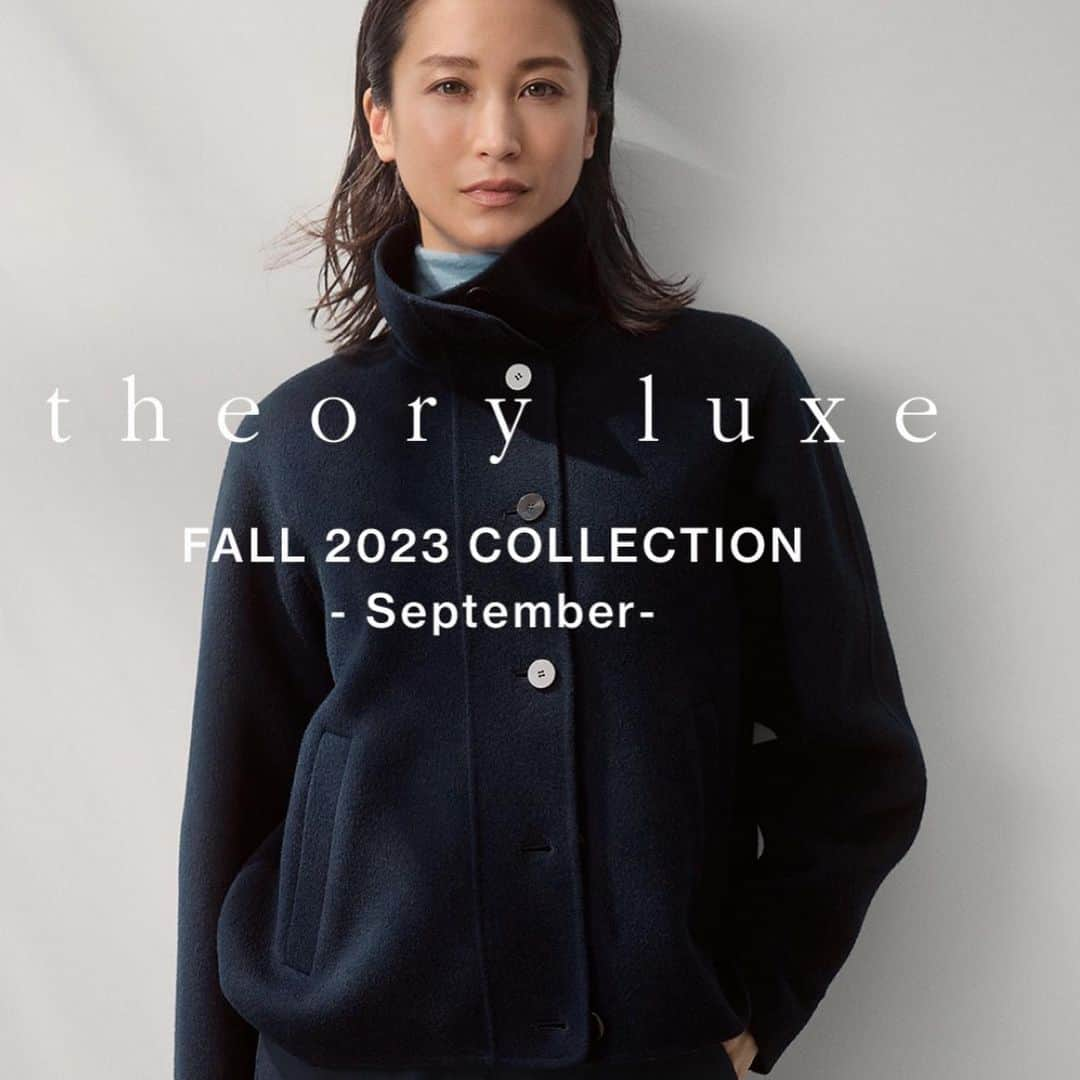 佐々木貞江のインスタグラム：「2023. September collection  段々と秋の気配を感じながら　そろそろ秋冬物に触れたい感じですね theory luxe  @theory_luxe_official 素敵でした  しなやかな透明感 #model#黒田エイミ #photographer#⻑友善行 #stylist#上杉美雪 #hair#DaiMichishita #makeup佐々木貞江」