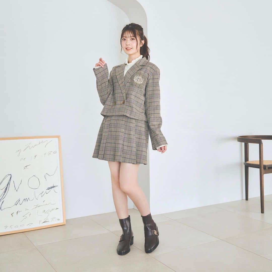 ゆなさんのインスタグラム写真 - (ゆなInstagram)「CHIPCLIPの秋服が可愛すぎる🩷 大人ガーリーなお洋服がたーくさんっ！ 着用コーデは9/23（土） アベイルで発売です！ ぜひお揃いにしてください🩷  #PR #avail  #アベイル  #chipclip  #チップクリップ  #今を着る」9月22日 19時08分 - _yunachannel