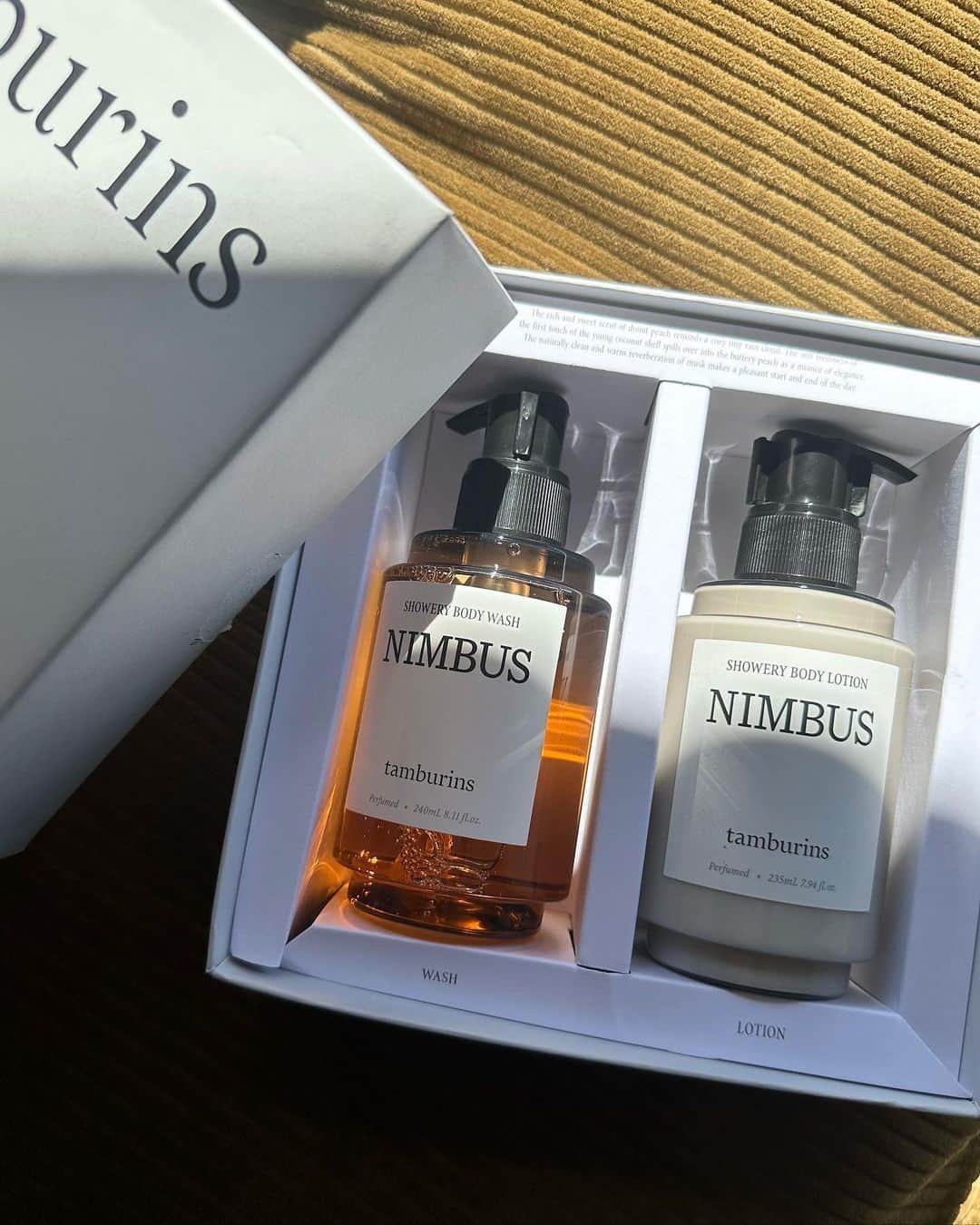 のインスタグラム：「@tamburinsofficial 🤍  箱根宅用にと、お土産で頂いたtamburins。 韓国でたらふくお買い物する旅したい🇰🇷  #tamburins#タンバリンズ」