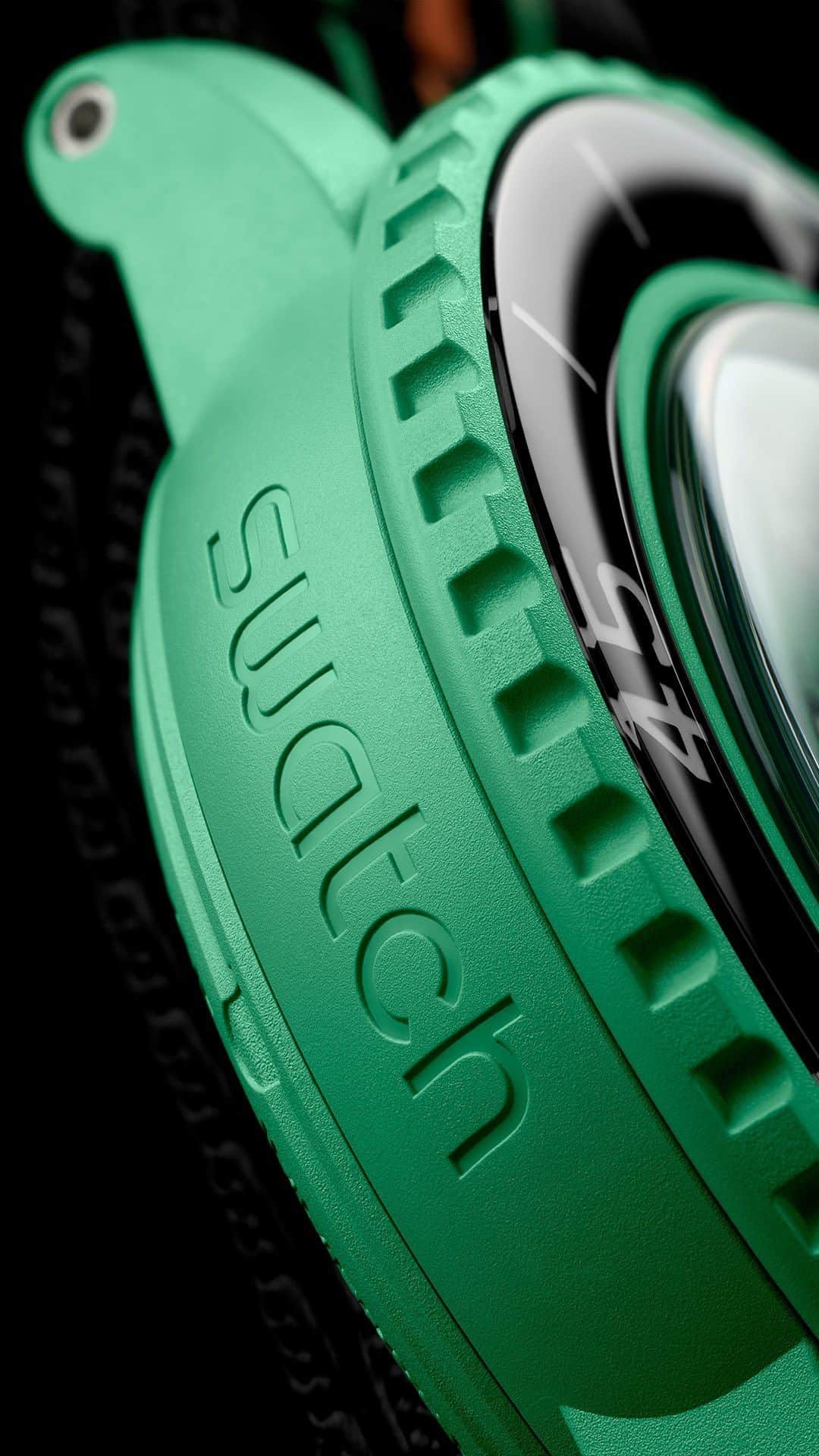 のインスタグラム：「The Bioceramic Scuba Fifty Fathoms is equipped with a Swatch mechanical  movement, the SISTEM51, the first and only mechanical movement whose  production is entirely automated. #ScubaFiftyFathoms #BlancpainxSwatch #Swatch」