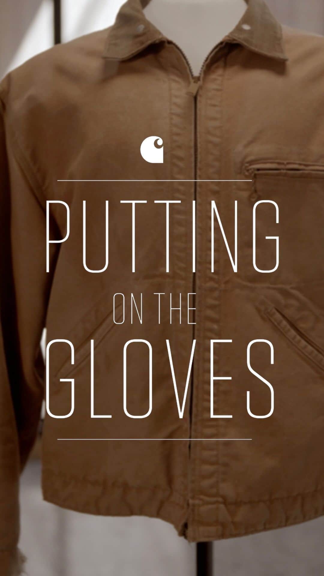 カーハートのインスタグラム：「Often imitated, never duplicated. The Detroit Jacket is a true icon in the rugged world of workwear.   #CarharttArchives」