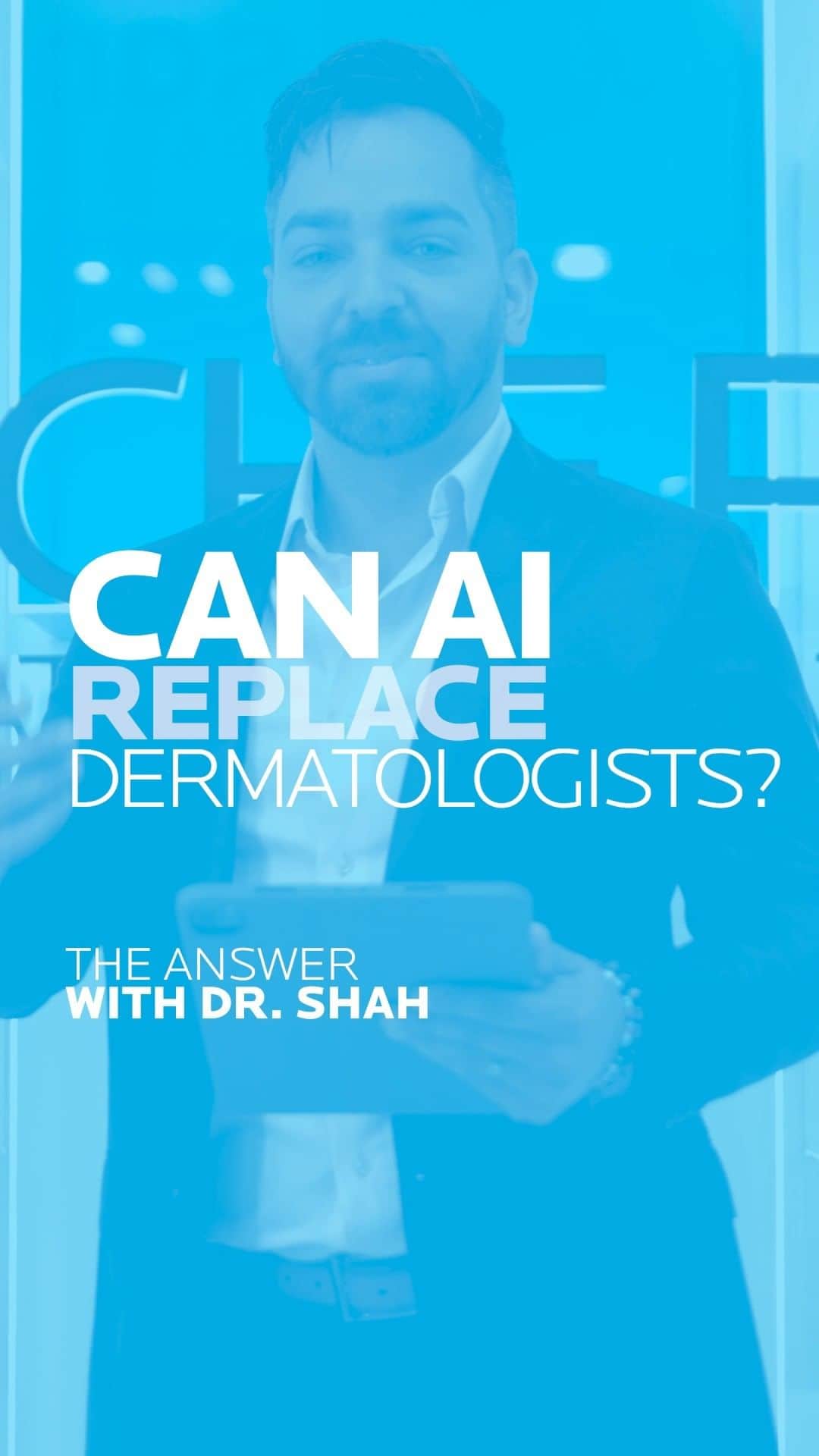 La Roche-Posayのインスタグラム：「🤖 vs 👩‍⚕️ - Will AI replace professionals? Dr. @doctorly challenges artificial intelligence with this question: what is the best ingredient to reduce hyperpigmentation?  In your opinion, who has the best answers?  All languages spoken here! Feel free to talk to us at anytime. #larocheposay #wcd #antiageing #skincare Global official page from La Roche-Posay, France.」