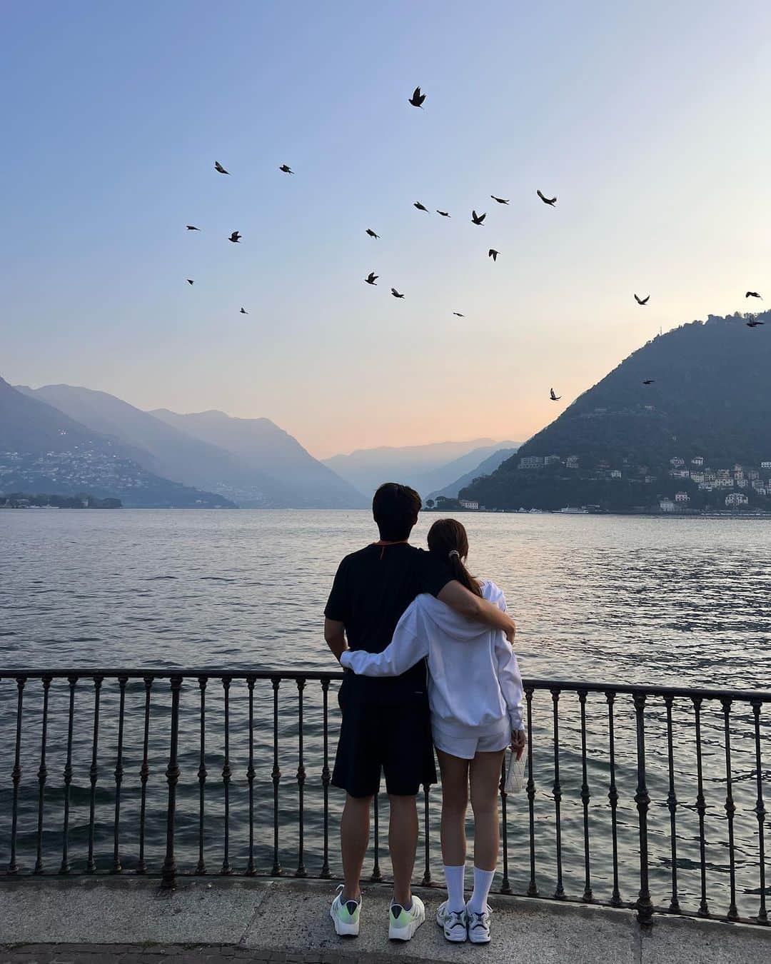 キンバリー・アン・ウォーテマス・ティアムシリのインスタグラム：「Miracles always happen when we‘re together🕊️🌈✨ Happy 10th anniversary and forever to come.. Your Wifey🤍」