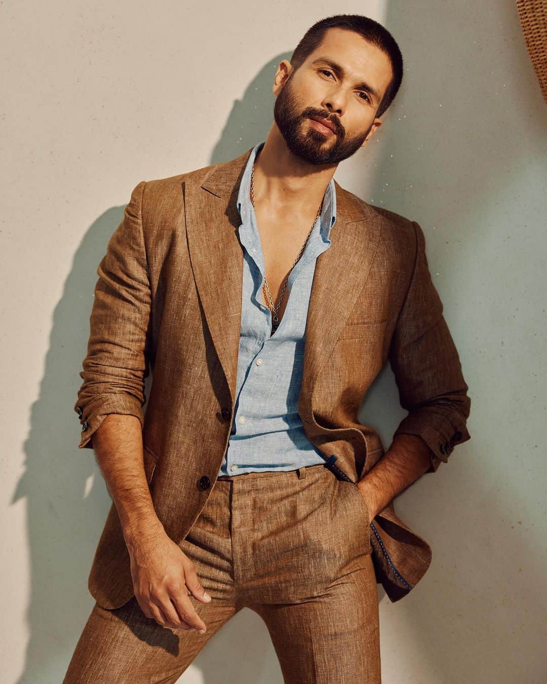 シャーヒド・カプールさんのインスタグラム写真 - (シャーヒド・カプールInstagram)「Hi there 🤎」9月22日 19時33分 - shahidkapoor