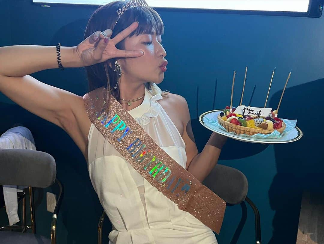 来夏さんのインスタグラム写真 - (来夏Instagram)「#💓 愛しき日々よ😍🥰😘  #birthday #bff」9月22日 20時13分 - rairairaika