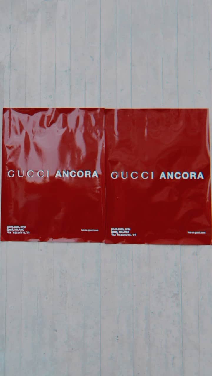 グッチのインスタグラム：「“Ancora significa molte cose. Significa di nuovo, un’altra volta, ma è anche più personale; non è qualcosa che hai perso, è qualcosa che hai, ma ne vuoi di più perché ti rende felice.” – Sabato De Sarno, Vogue   “Ancora means a lot of things. It means again, but it’s also more personal; it’s not something you lost, it’s something that you still have, but you want more of it because it makes you happy.”  #GucciAncora Live today at 3PM CEST」