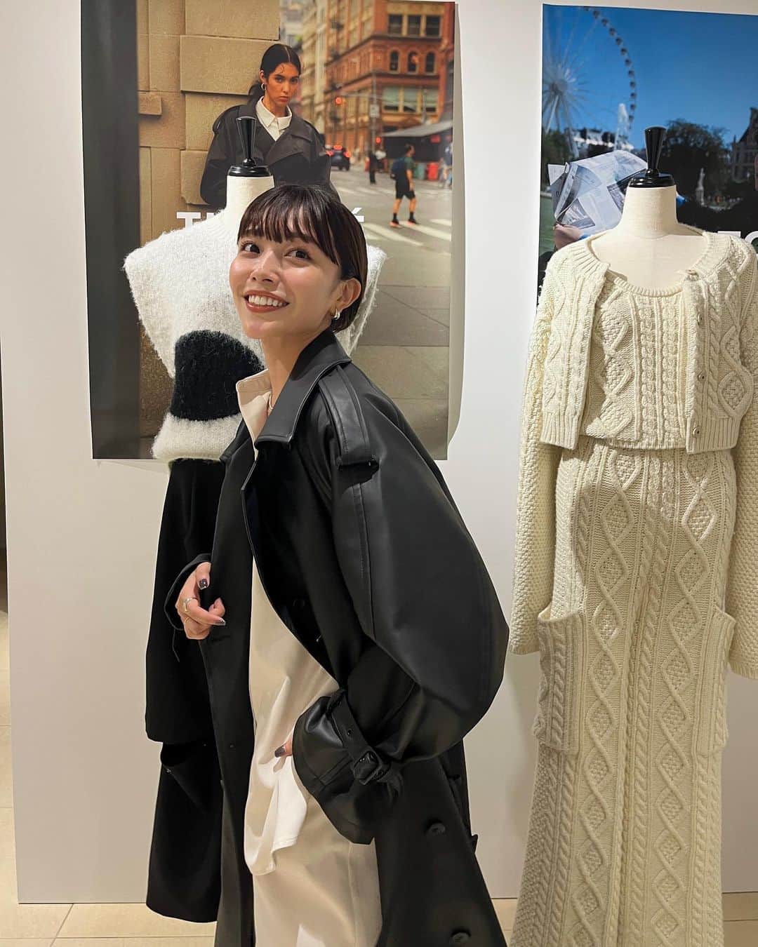のインスタグラム：「@the_toe_official 🍂  今季ヘビロテするであろうレザートレンチをオーダー✔︎ 本当にpopup4日間お疲れ様でした☁️ お話もできて癒しのひととき♡ @shirakur_a  @rabi_gram  @_nagishu_」