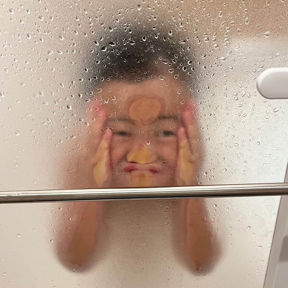福田利之さんのインスタグラム写真 - (福田利之Instagram)「4歳児は楽しい #子供呪術」9月22日 20時51分 - tofu4cyome