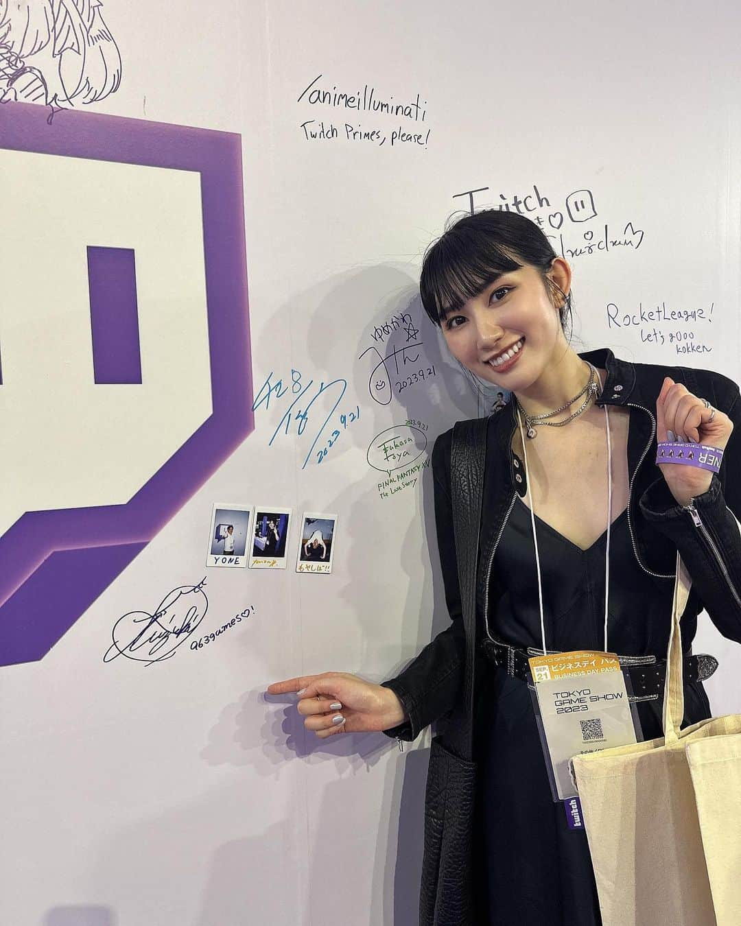 黒田瑞貴さんのインスタグラム写真 - (黒田瑞貴Instagram)「TGS2023に行ってきました！  徐々にコロナ前の活気が戻ってきて、嬉しい限りです👏🏻 明日からは一般日になります。ゲーマーのみなさん、暑いので水分補給忘れずに楽しんでください🤍  #TGS2023 #tokyogameshow」9月22日 20時58分 - kurodamizuki_