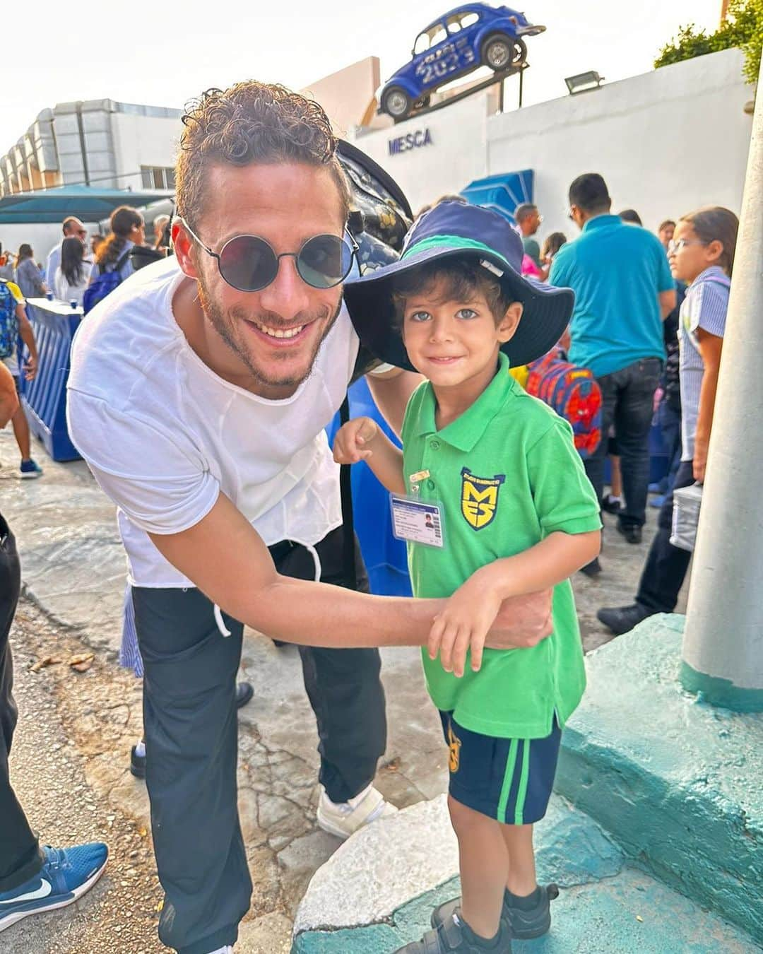 ラマダン・ソビーさんのインスタグラム写真 - (ラマダン・ソビーInstagram)「A happy moment🐥」9月22日 21時11分 - ramadansobhi51