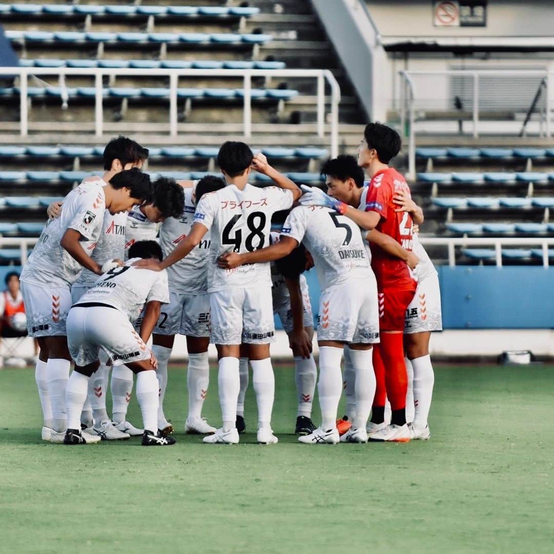 のインスタグラム：「明日、決戦。  #八戸市 #八戸 #十和田市 #三沢市 #三戸町 #田子町 #南部町 #新郷村 #階上 #おいらせ町 #五戸町 #六戸町 #七戸町 #東北町 #野辺地町 #横浜町 #六ヶ所村 #青森県 #Jリーグ #jleague #サッカー #soccer #football  #hachinohe #aomori  #全緑EVERGREEN #はちのへ #あおもり」