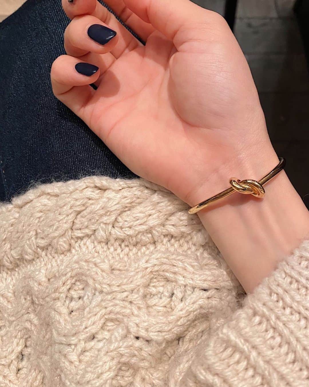 のインスタグラム：「🧶」