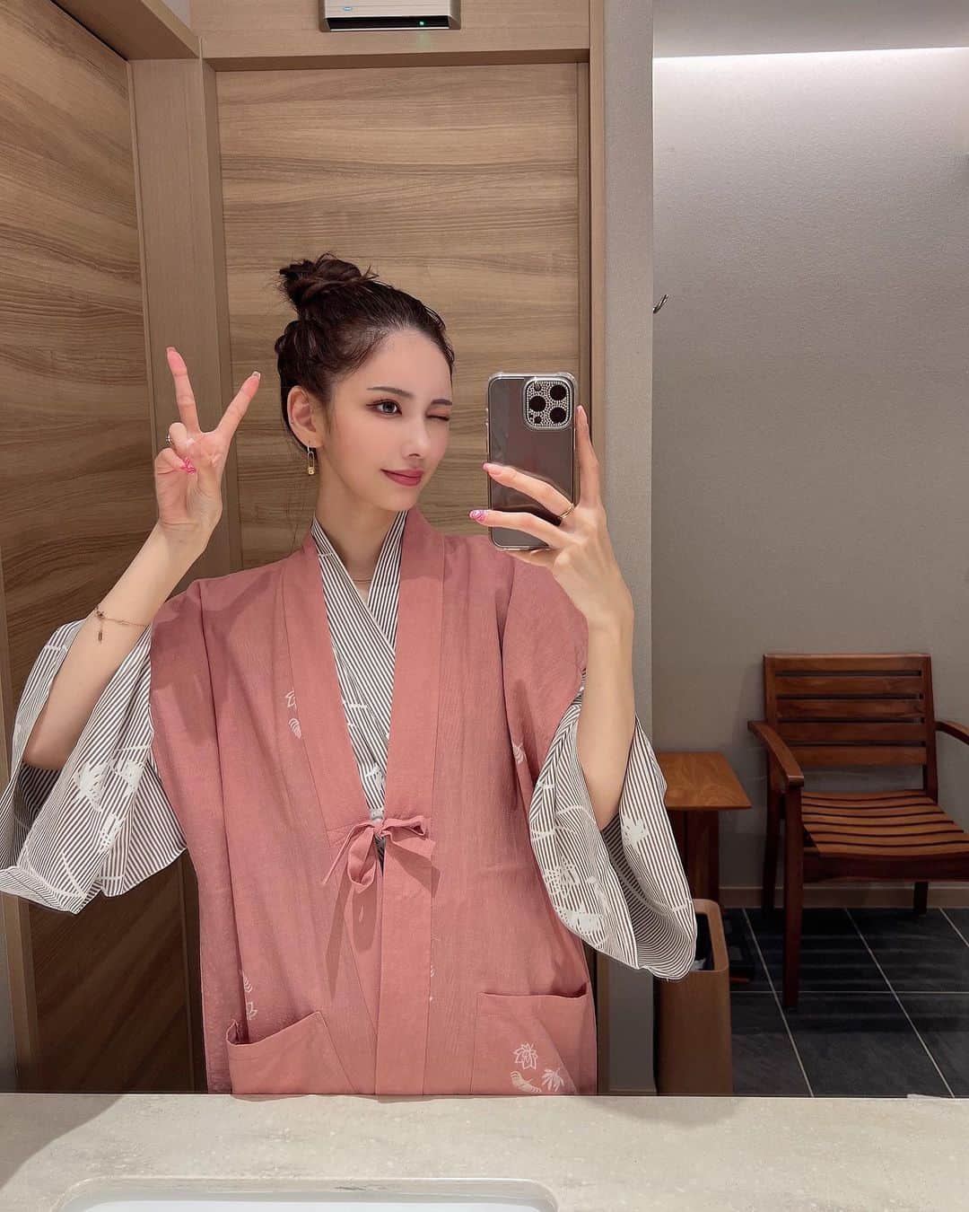 Ayakaのインスタグラム：「. 👘💕 . #me #selfie」