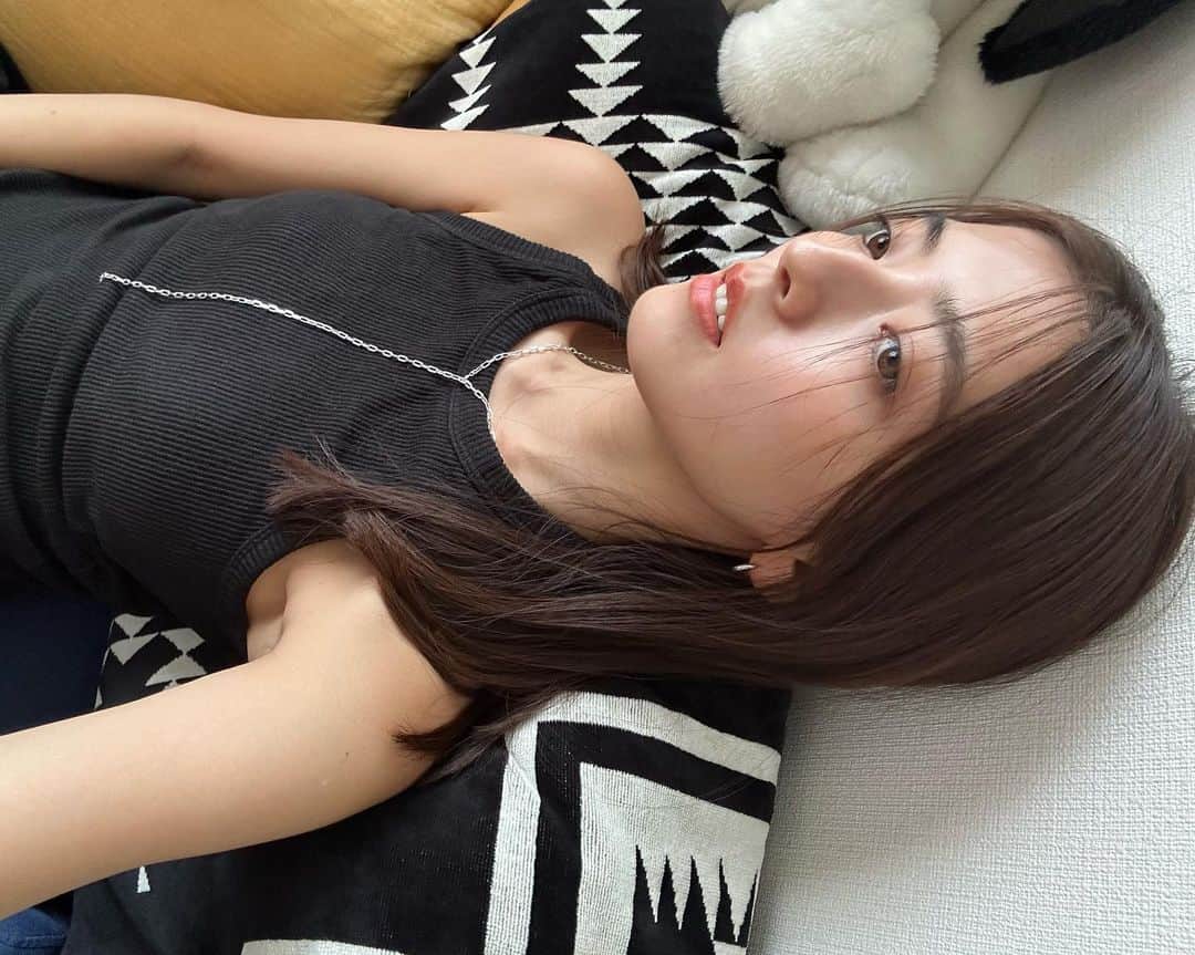 畑井咲耶のインスタグラム：「最近毎日つけてるネックレス⛓️」
