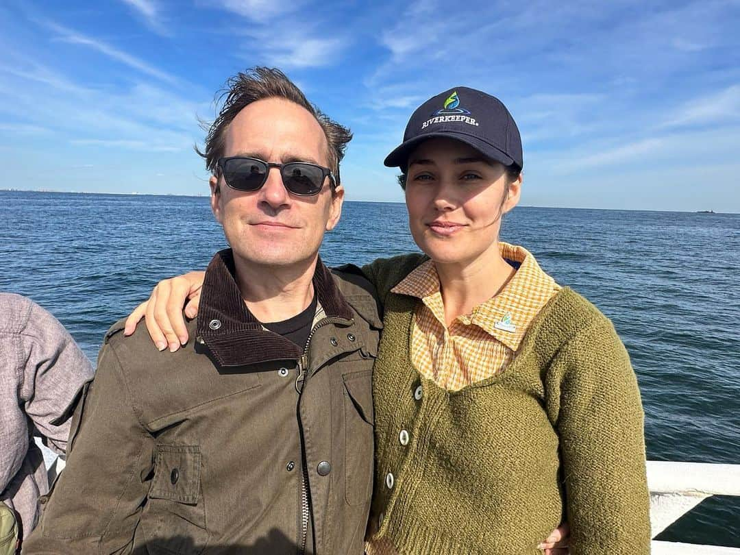 メーガン・ブーンさんのインスタグラム写真 - (メーガン・ブーンInstagram)「Whale watching off the coast of NYC with the @riverkeeper community whose work helps make all of this possible (give the second slide some time. It’ll be worth it) 🐋」9月22日 22時02分 - msmeganboone