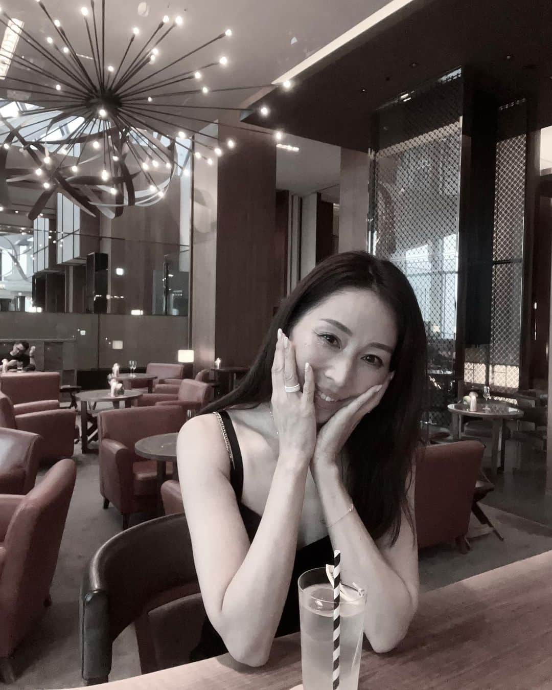 宮田綾子さんのインスタグラム写真 - (宮田綾子Instagram)「good night🌙  #アンダーズ東京 #andaztokyo」9月22日 22時18分 - ayako__miyata
