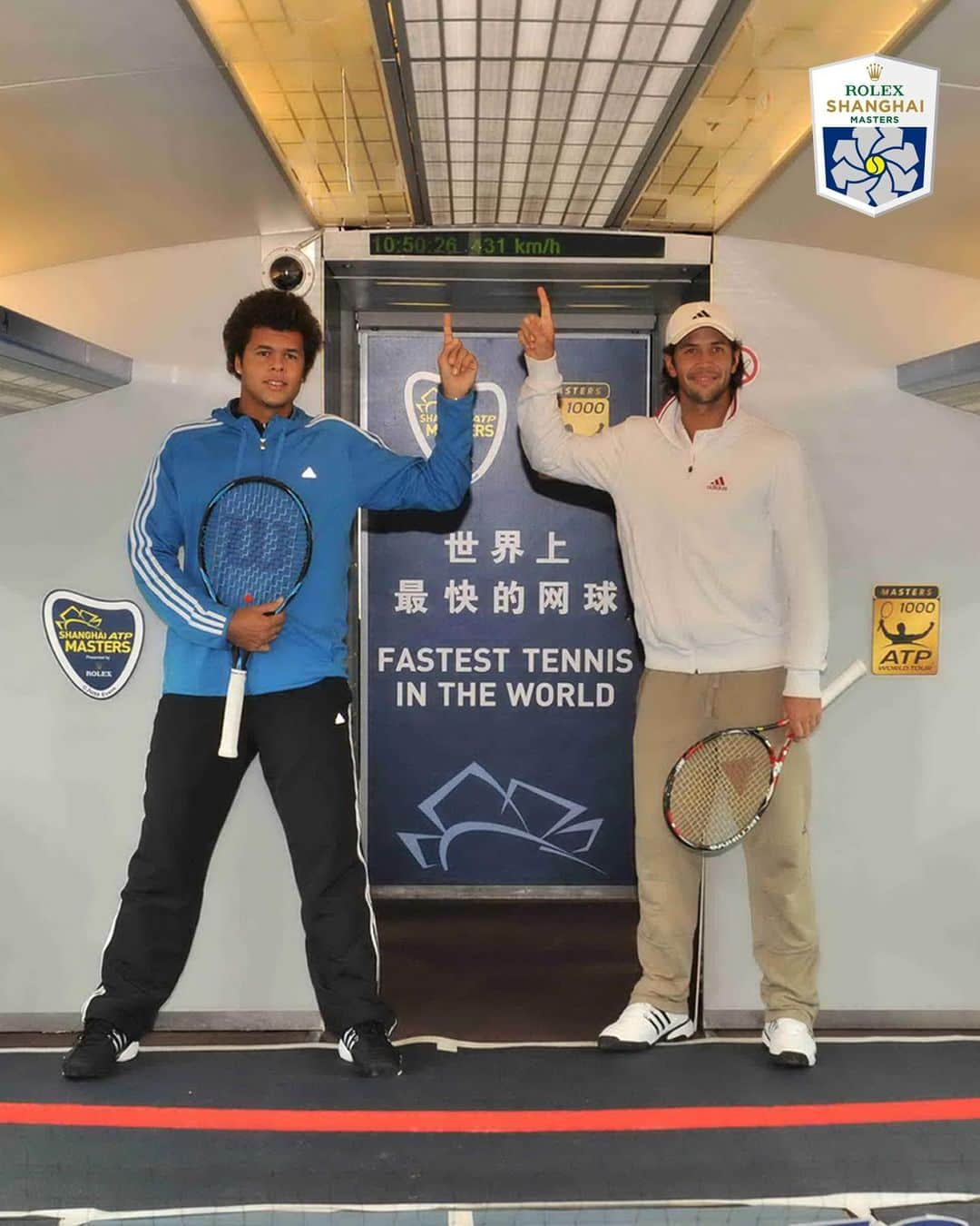 フェルナンド・ベルダスコのインスタグラム：「Tennis on a high-speed train⚡️ 🚅 Rewind to 2009 with @tsongaofficiel & @ferverdasco!  . #tennis #rolexshanghaimasters #tsonga #verdasco #atp #atptour #tennistv」