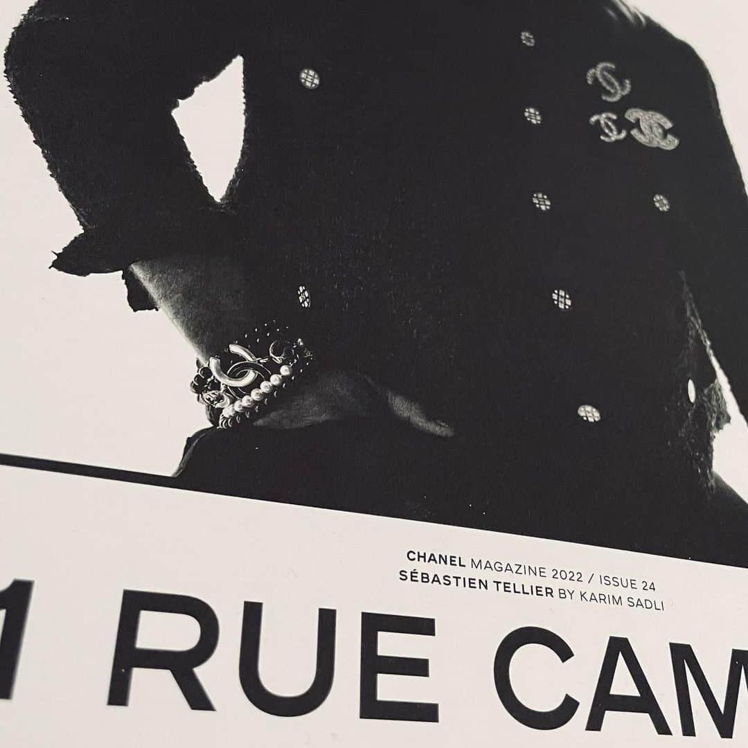 RUKI さんのインスタグラム写真 - (RUKI Instagram)「📖」9月22日 22時22分 - ruki_nilduenilun