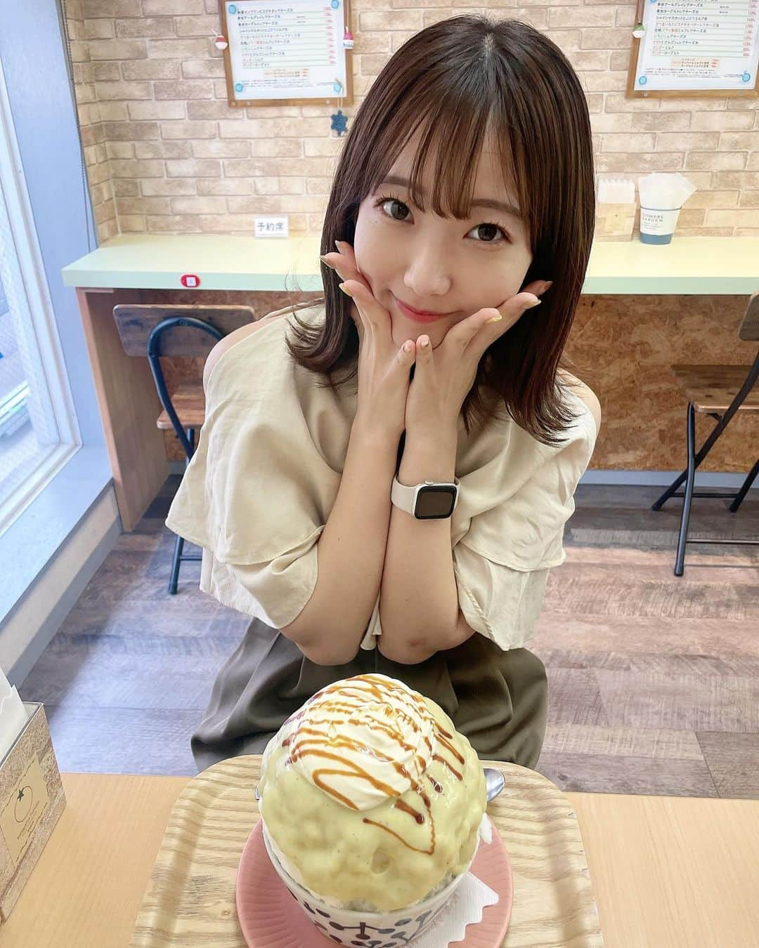 夏川愛実さんのインスタグラム写真 - (夏川愛実Instagram)「⁡ ⁡ ⁡ 金山とまとさんのかき氷...！！🍧 いも💞 ⁡ ⁡ #金山とまと#名古屋かき氷#かき氷#名古屋カフェ #プチプラコーデ#カフェコーデ #ダークブラウン#暗髪ヘア#外ハネ#外ハネアレンジ #ボブ#ロブ#ショートヘア#ヘアカラー#暗髪カラー #ヘアアレンジ#秋コーデ#淡色女子#淡色コーデ #148cm#f4f#いいね返し#l4l#フォロバ ⁡ ⁡ ⁡ ⁡」9月22日 22時34分 - ami_natsukawa