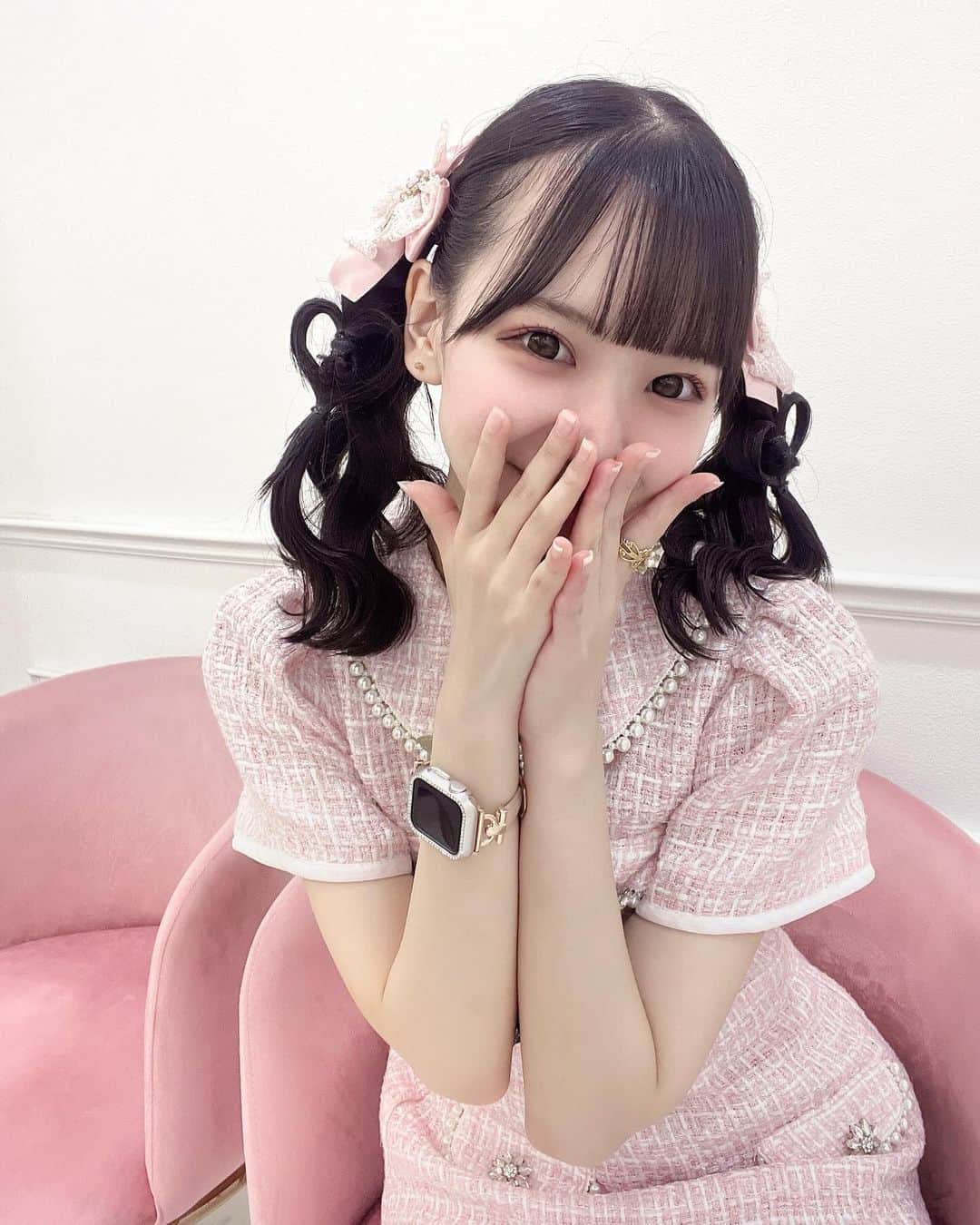 末永桜花のインスタグラム：「𓂃𓈒𓏸 ⁡ ･ ･ ⁡ ヘアメしてもらった👼🏻🎀💖 ⁡ やっぱりぴんく×ついんはずっとすき💕  ･ ･  #量産型コーデ #量産型女子 #ヘアメ #量産型ヲタク #ヘアアレンジ #ツインテール　#名古屋」
