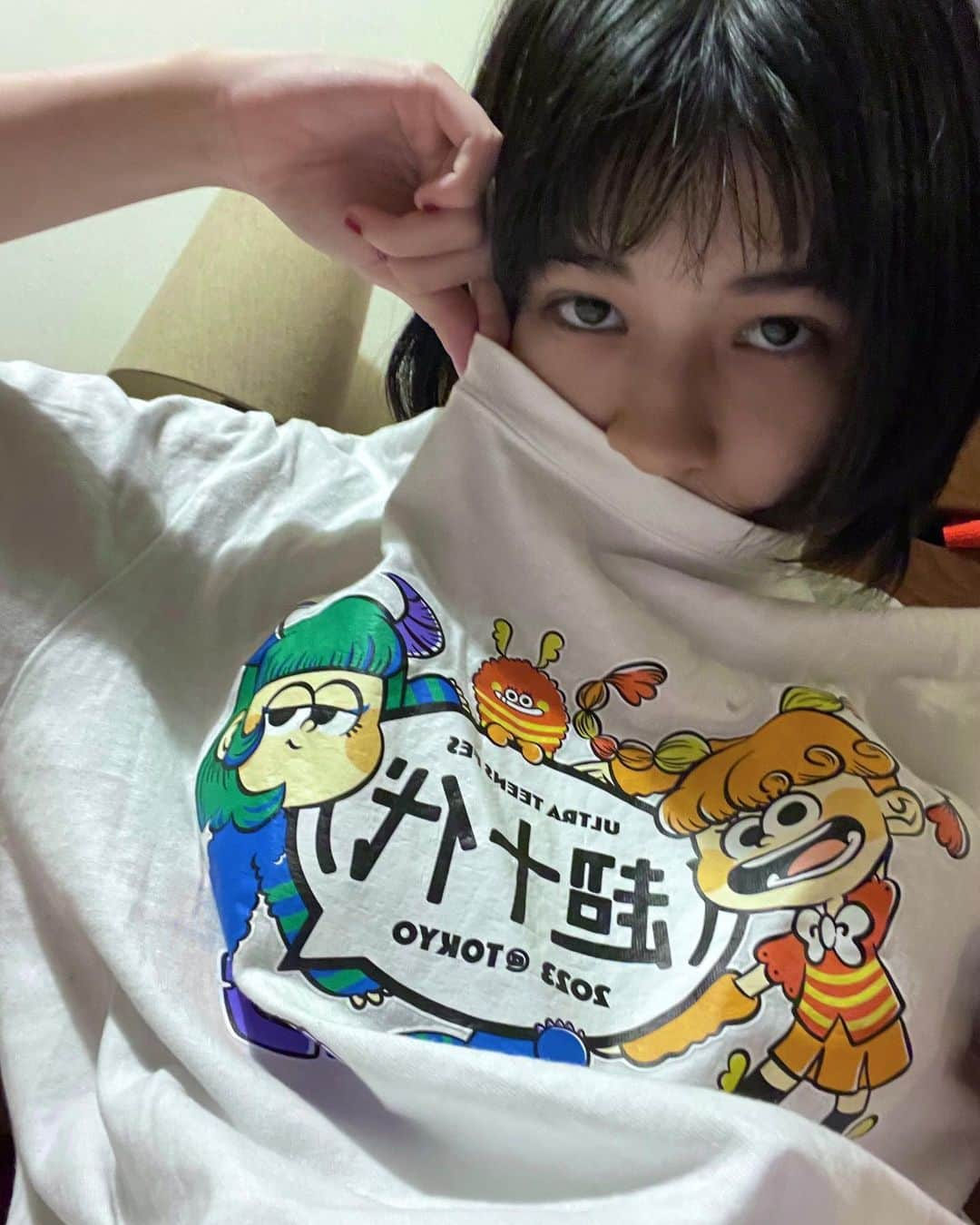 アリアナさくらさんのインスタグラム写真 - (アリアナさくらInstagram)「超十代の時のTシャツパジャマとしてめちゃくちゃちょうどよくて愛用してる」9月22日 22時49分 - _ariannasakura_