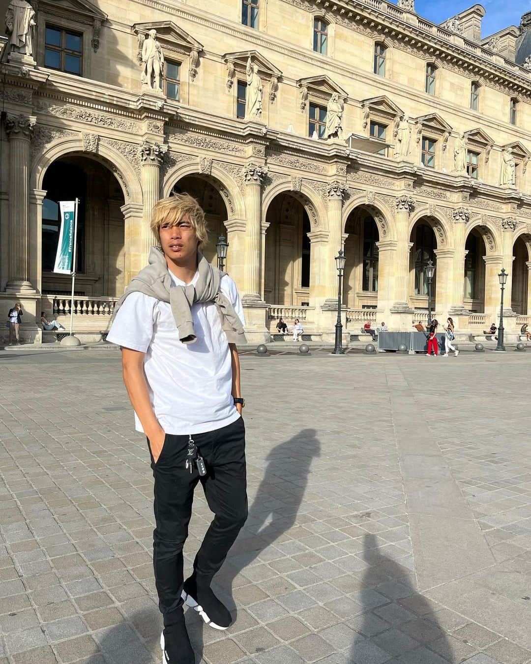 伊東純也のインスタグラム：「Paris🇫🇷」